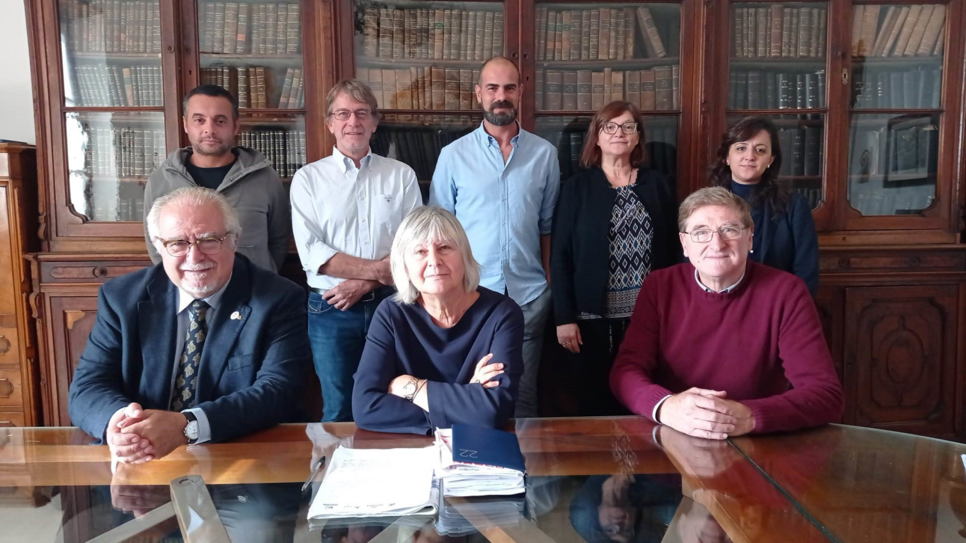 Un mese senza tagliare i baffi, l'iniziativa solidale degli "Amici di Fontana"