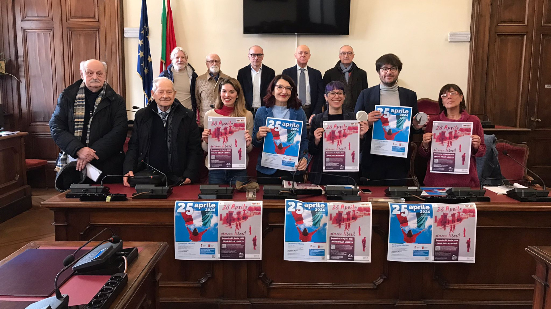 Festa di Liberazione: in piazza Cavalli cerimonia e iniziative, il 28 trekking urbano