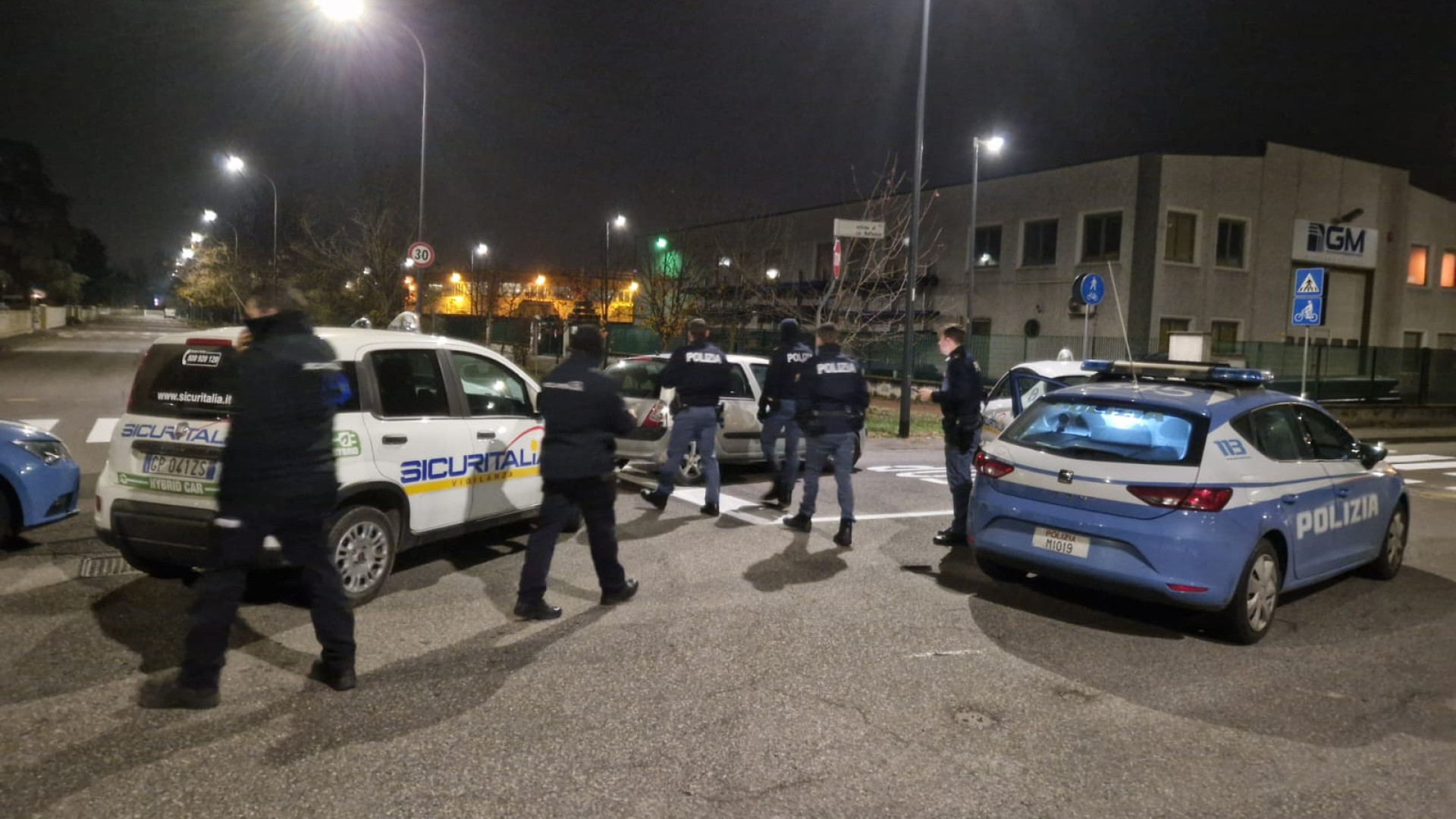 Tentato furto in una ditta alla Veggioletta: tre donne inseguite e bloccate