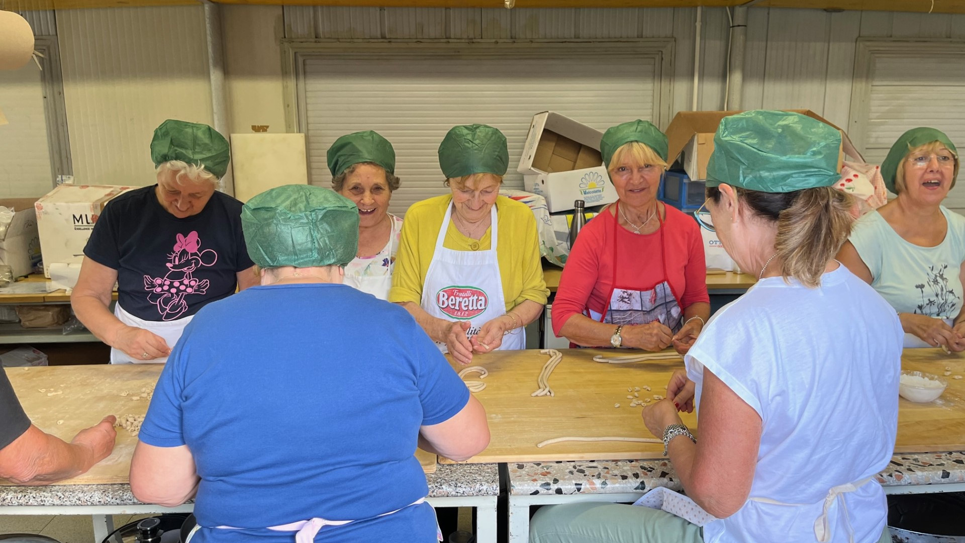 Da 35 anni pisarei e tortelli per tutti. "Lo facciamo per amore del nostro paese"