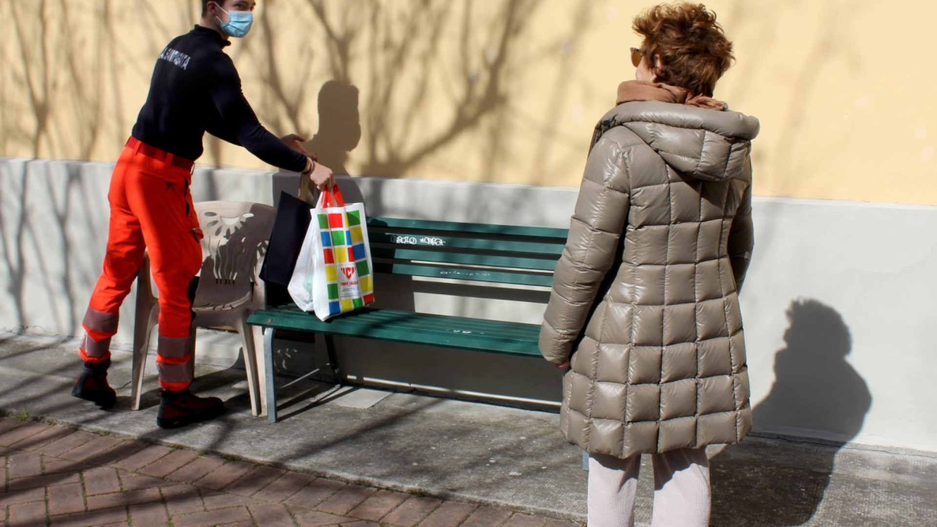 Spesa e farmaci a casa per anziani e persone fragili, con la Pubblica Sant'Agata