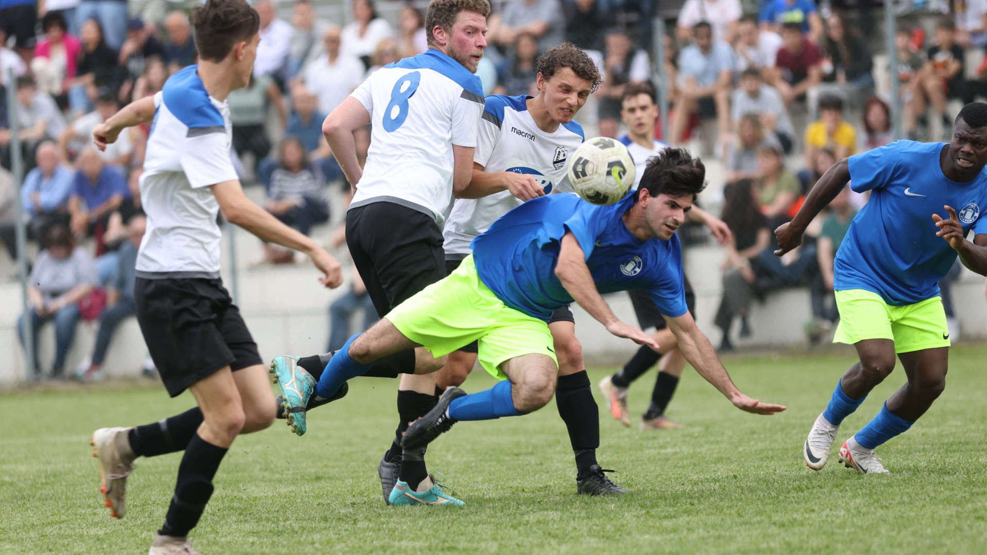 Calcio dilettanti, domenica di grandi emozioni: la Sannazzarese vince al 120'