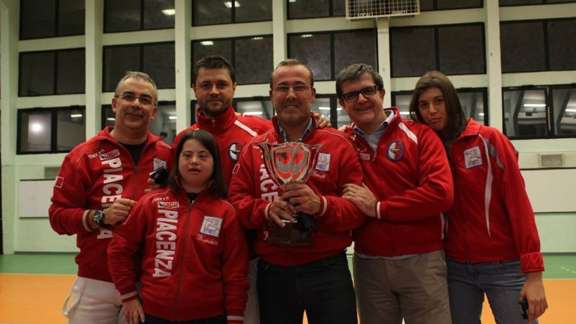 Palazzetto di via Alberici gremito per il “Natale al Pettorelli”