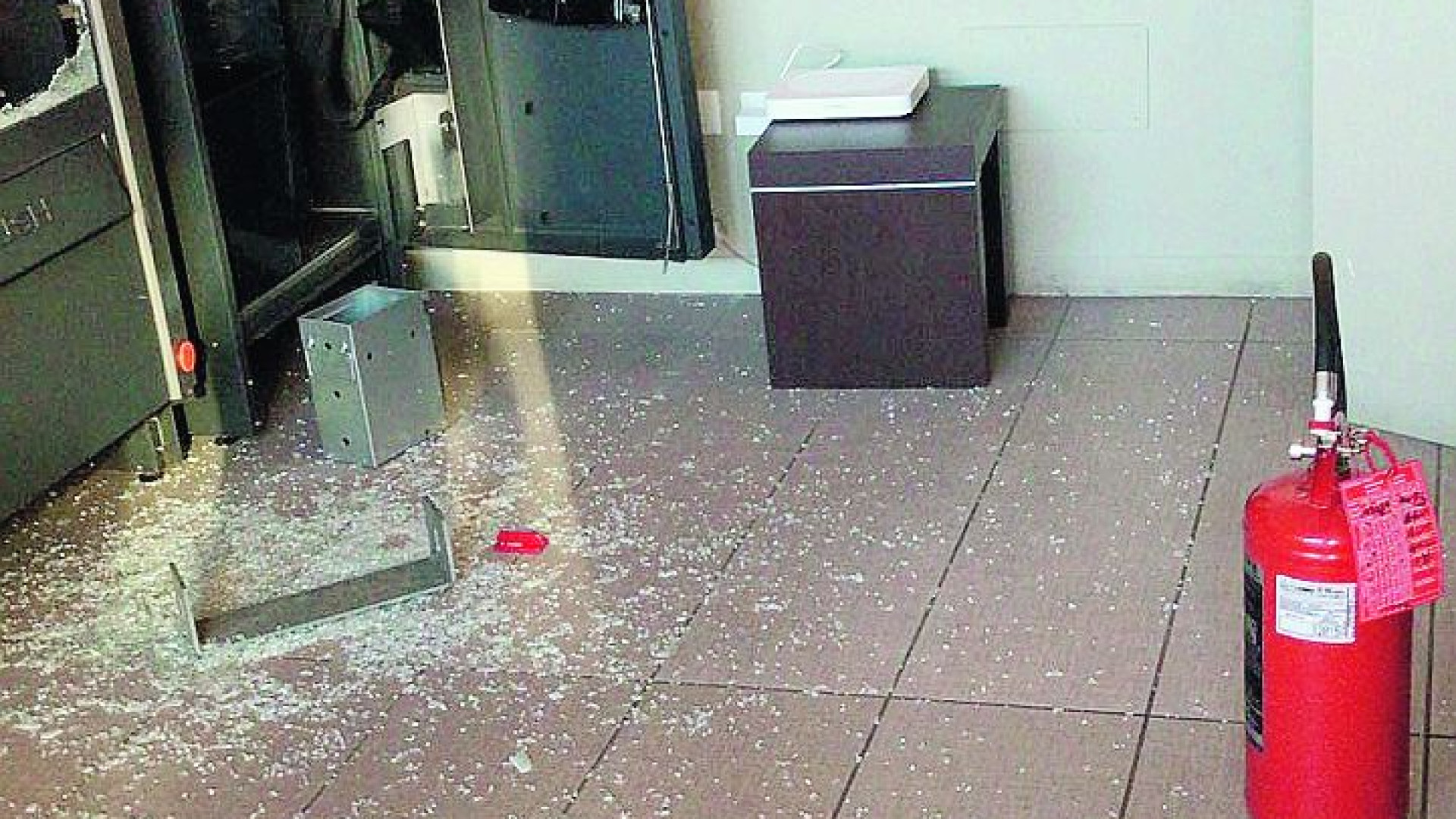 Centro Tice, sesto furto in due mesi. Rubati un tablet, un computer e contanti