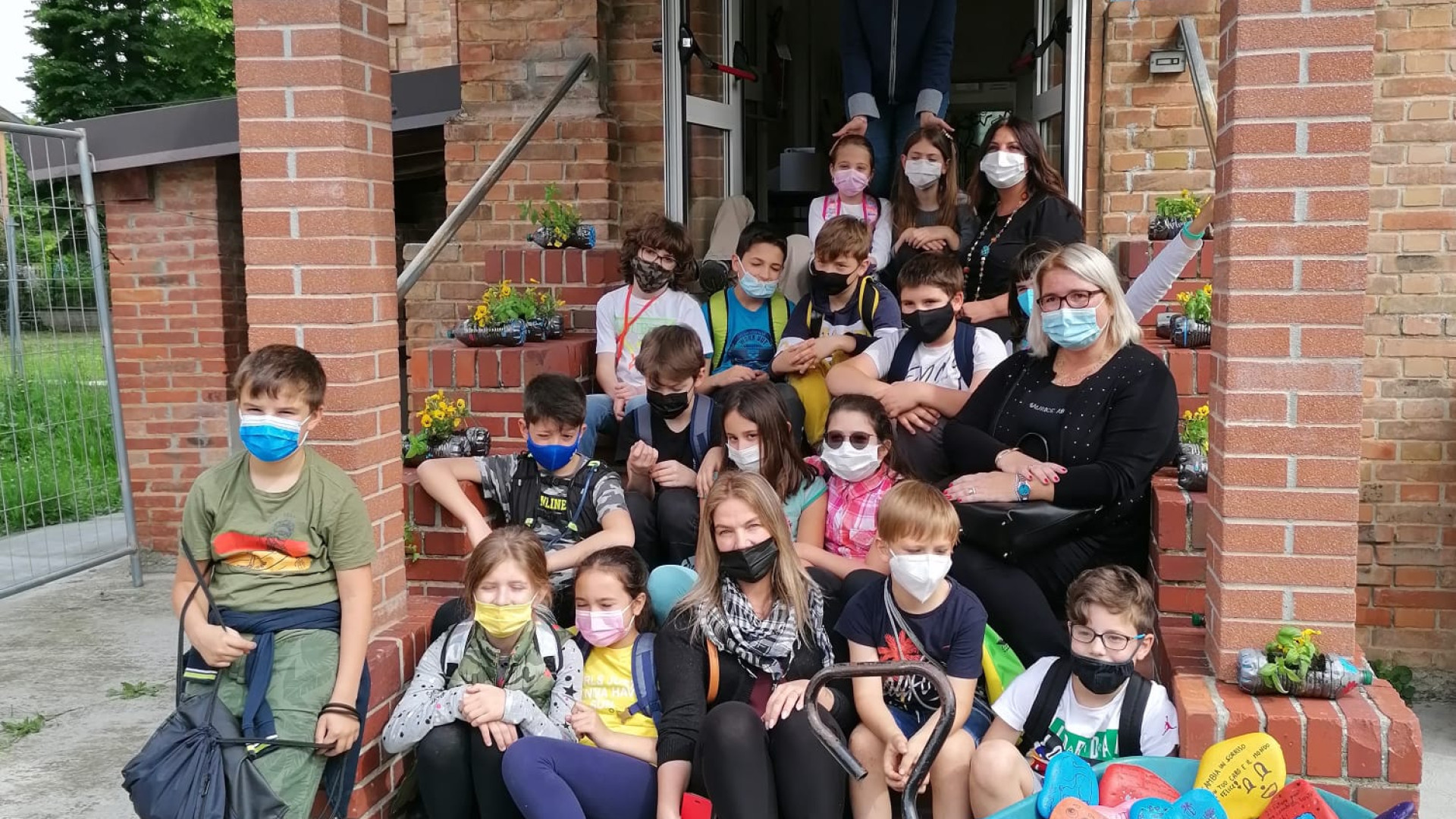 Rispetto della natura ma non solo: allievi della primaria di S.Polo a lezione "sul campo"