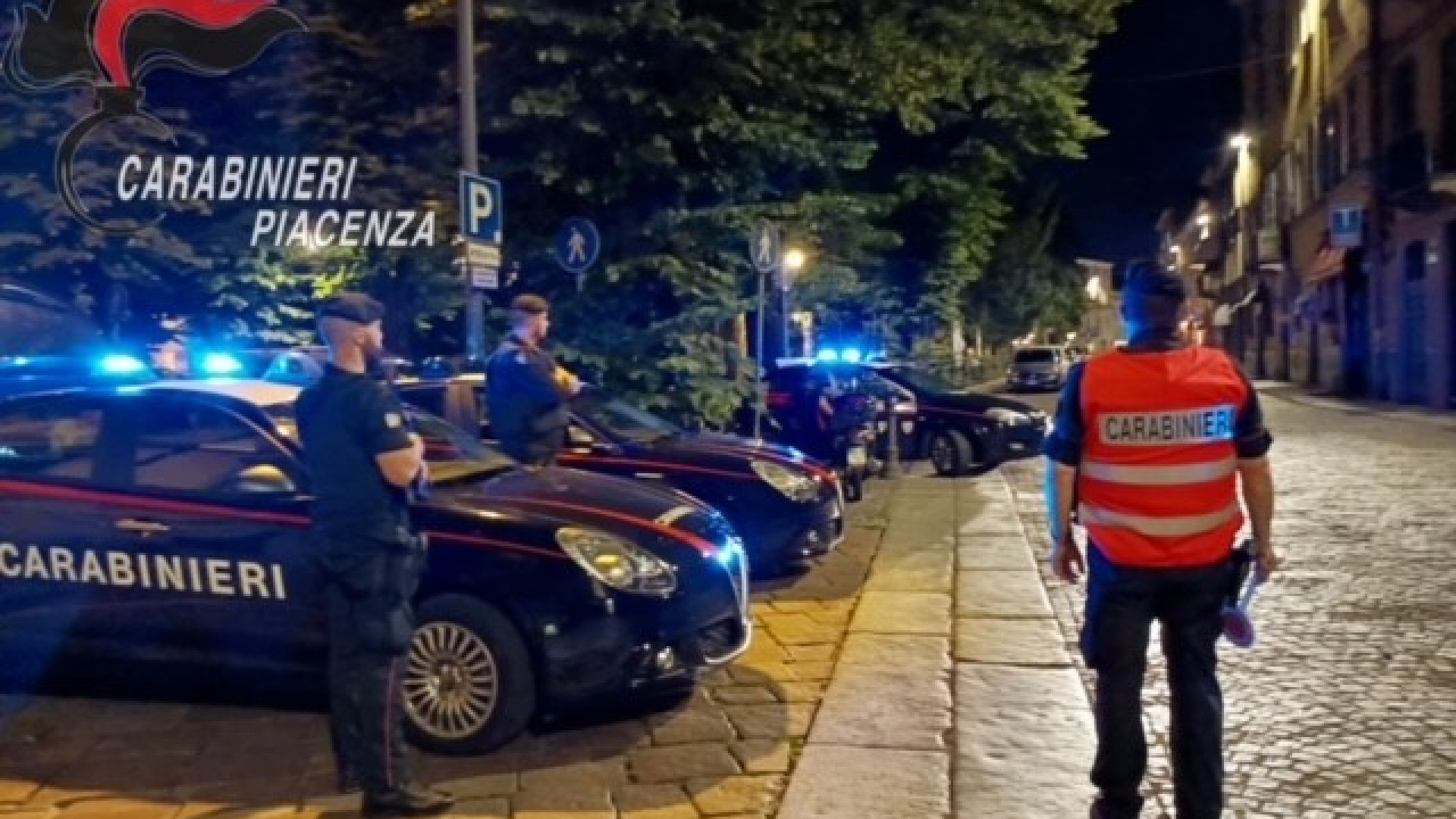 Notte di accertamenti al quartiere Roma: 50 persone controllate