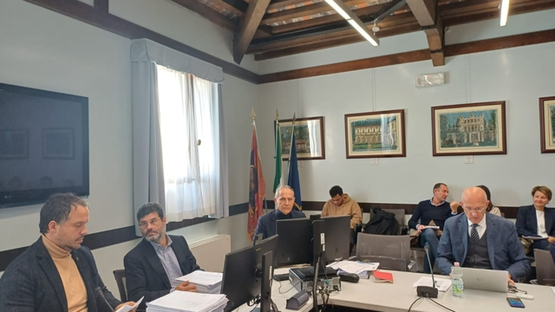 CRV - Iniziato esame del pdl n. 286 che disciplina le attività di commercio nella Regione del Veneto