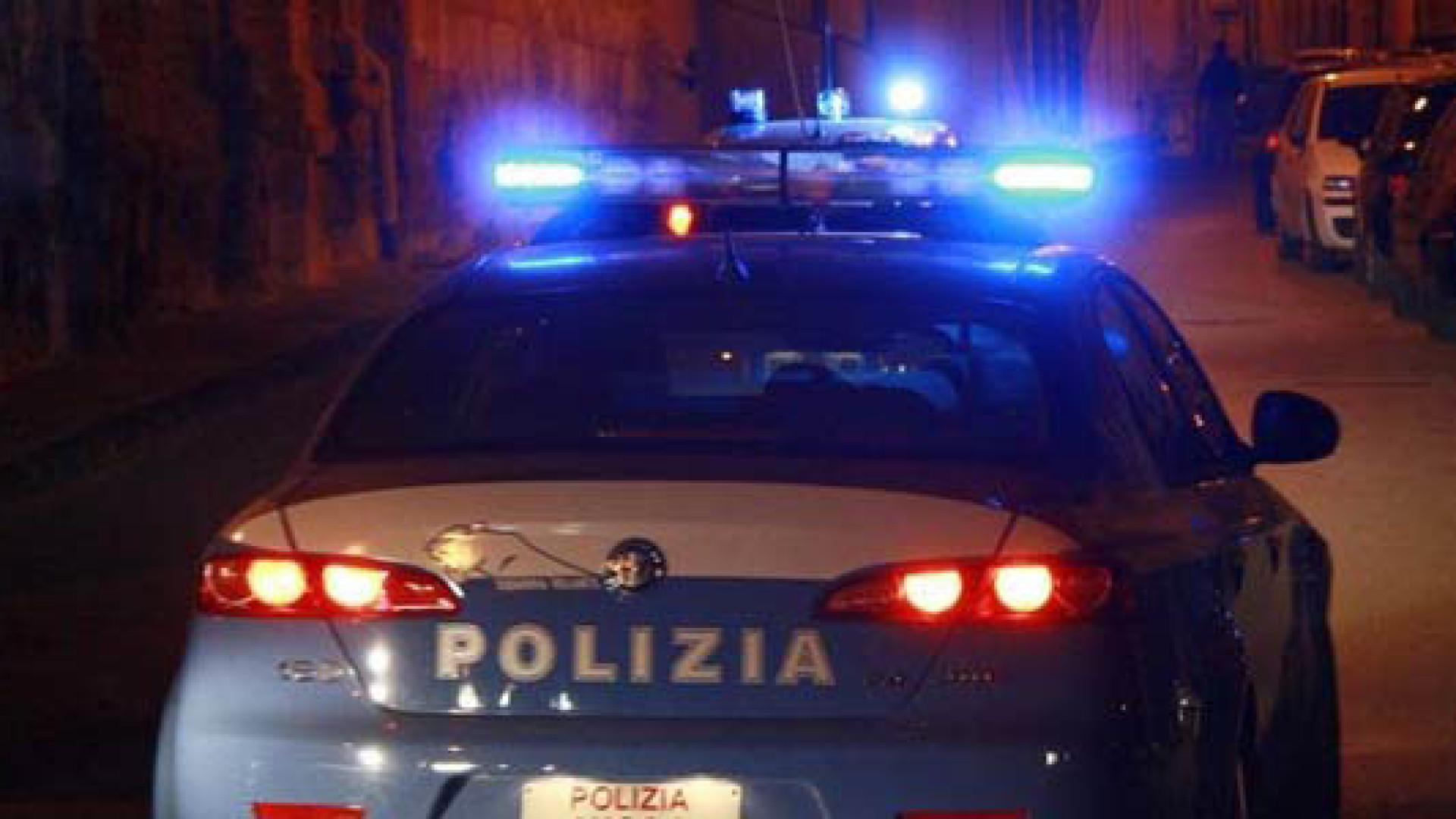 Furto in un bar in via Colombo, spariti fondo cassa e lattine di bibita