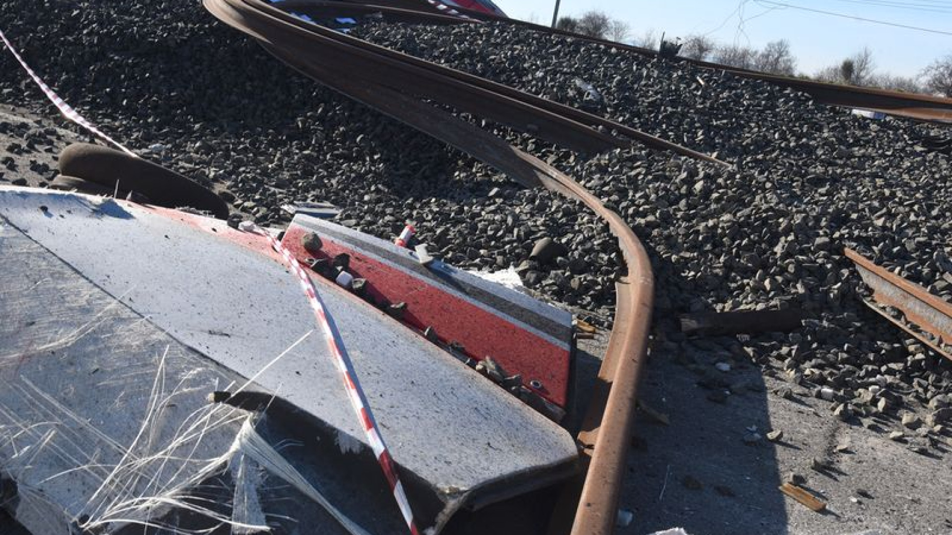 Deragliamento Frecciarossa: "La perizia esclude l'errore umano dei cinque operai piacentini"