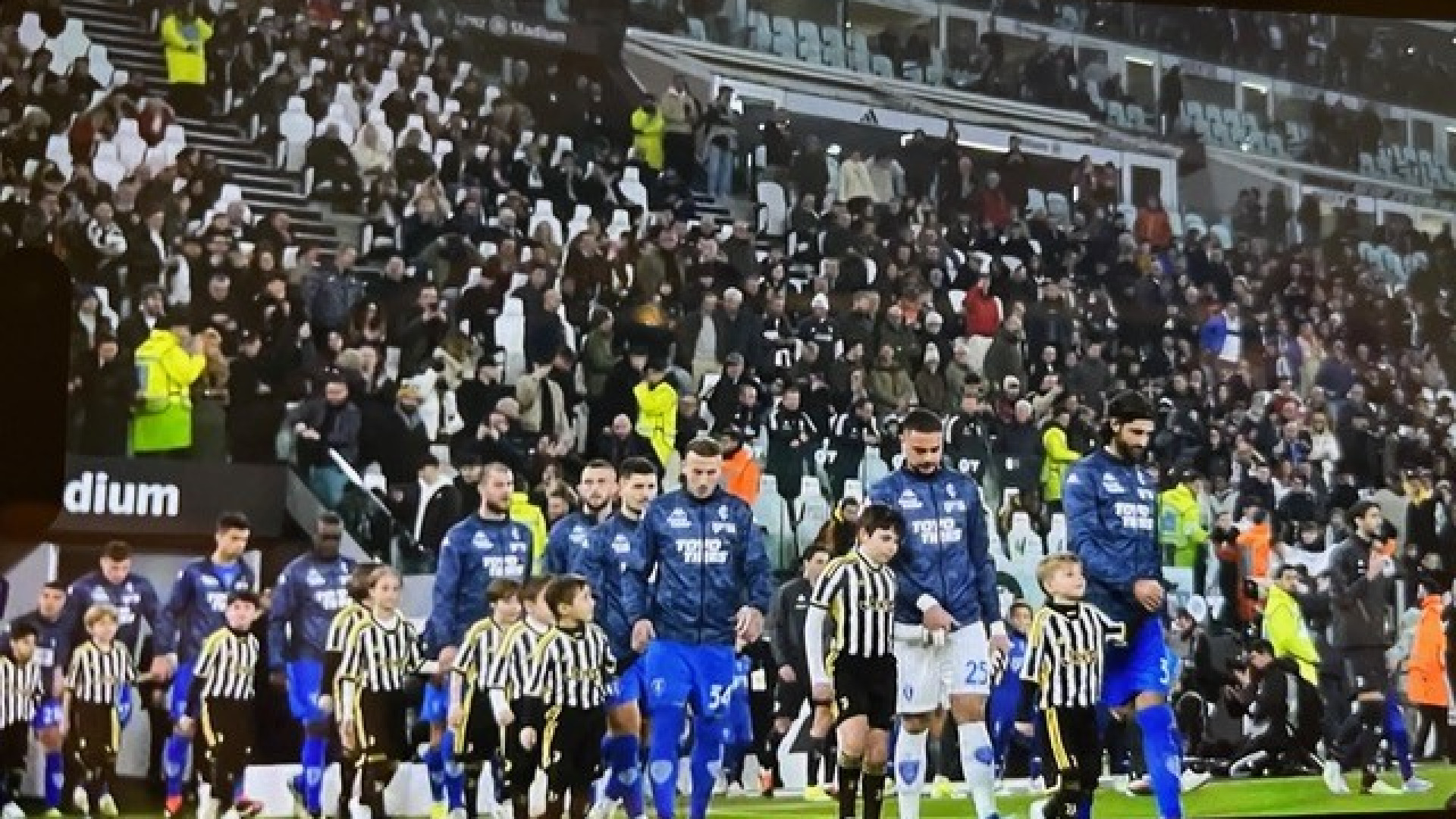 Il piccolo Francesco realizza un sogno: in campo con i campioni in Juventus-Empoli
