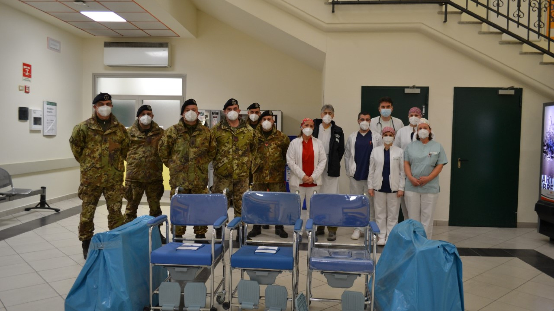 Dal Genio pontieri ausili in dono per il reparto geriatrico dell'ospedale