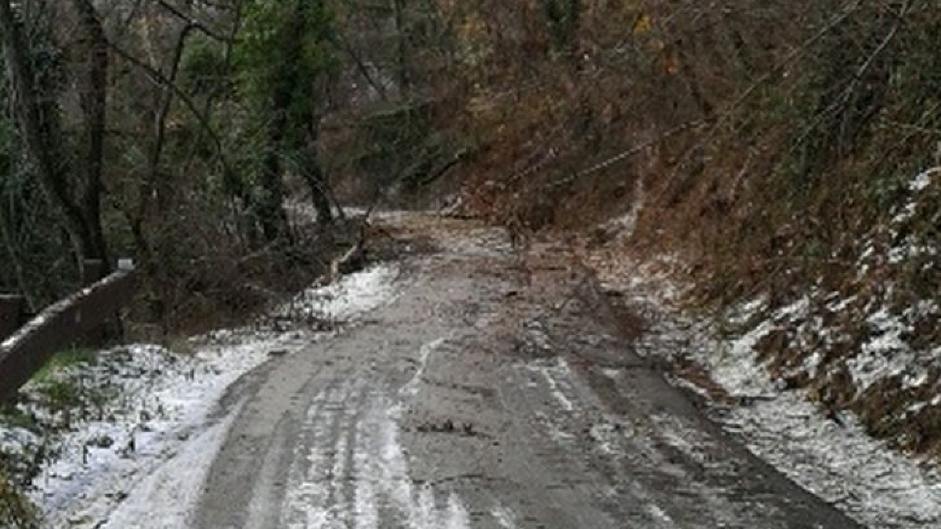 Gelicidio, allerta sulle colline e montagne piacentine per 24 ore