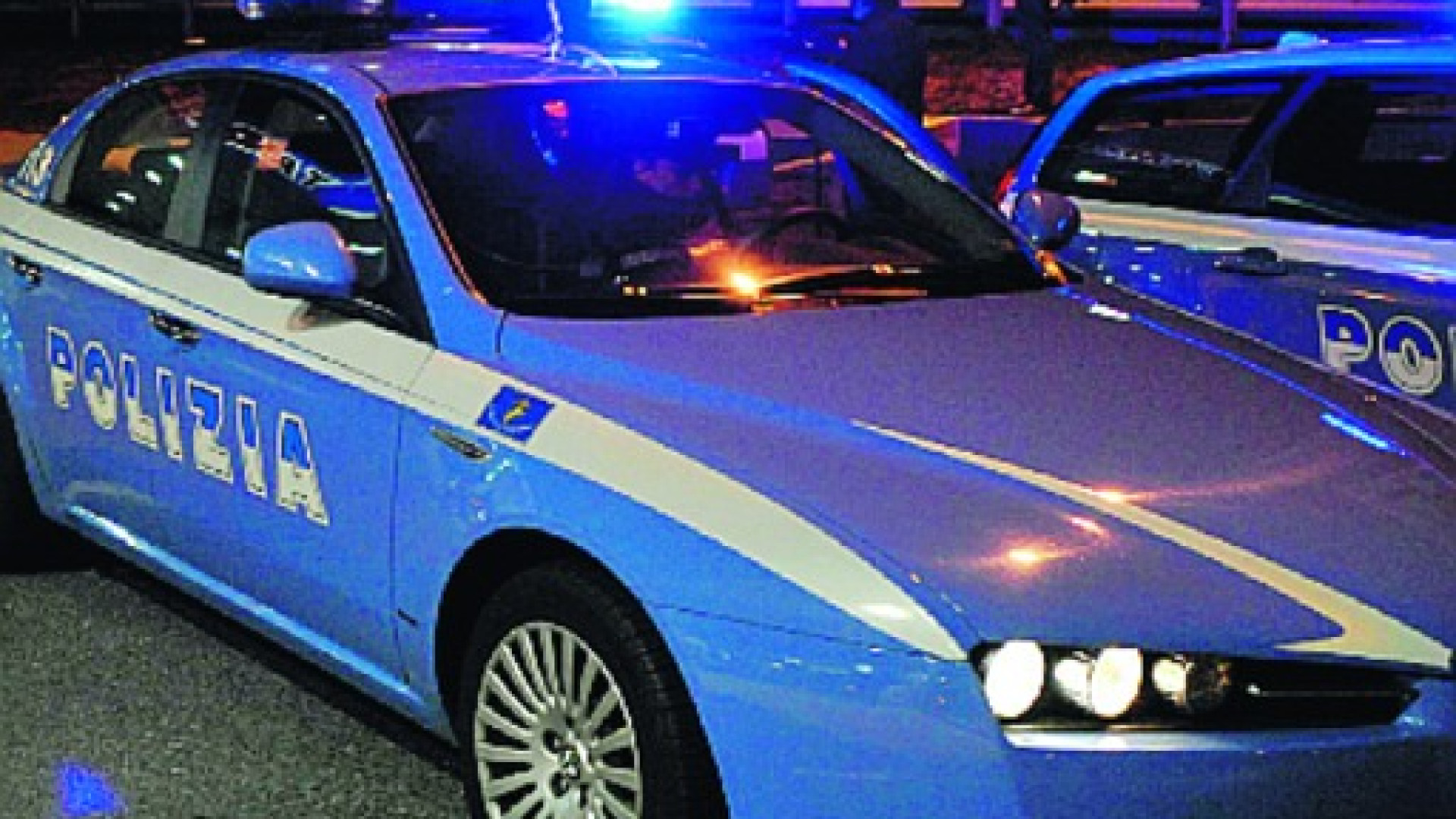 Spettacolo in strada per un gruppo di motociclisti, denunciata per atti osceni