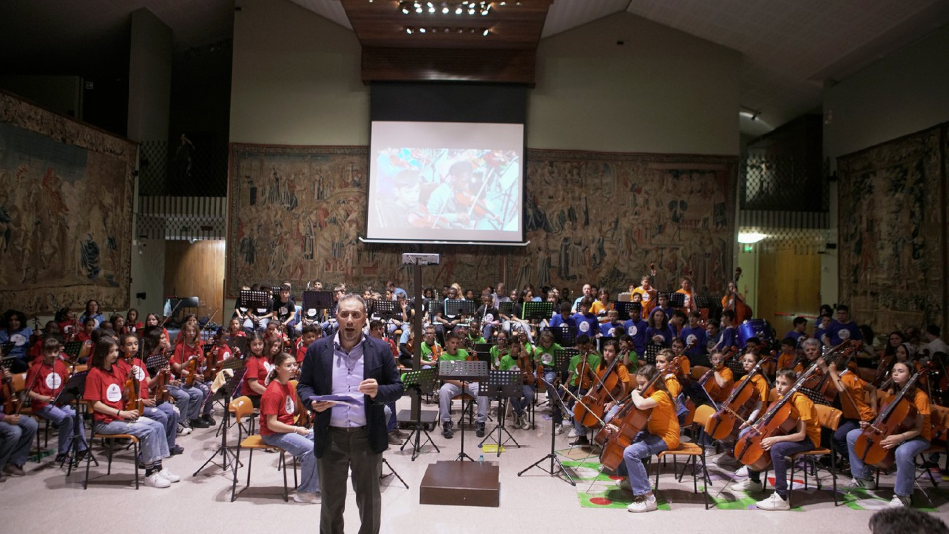 Multiculturale e multietnica, il debutto all'Alberoni dell'orchestra Cinque Quarti