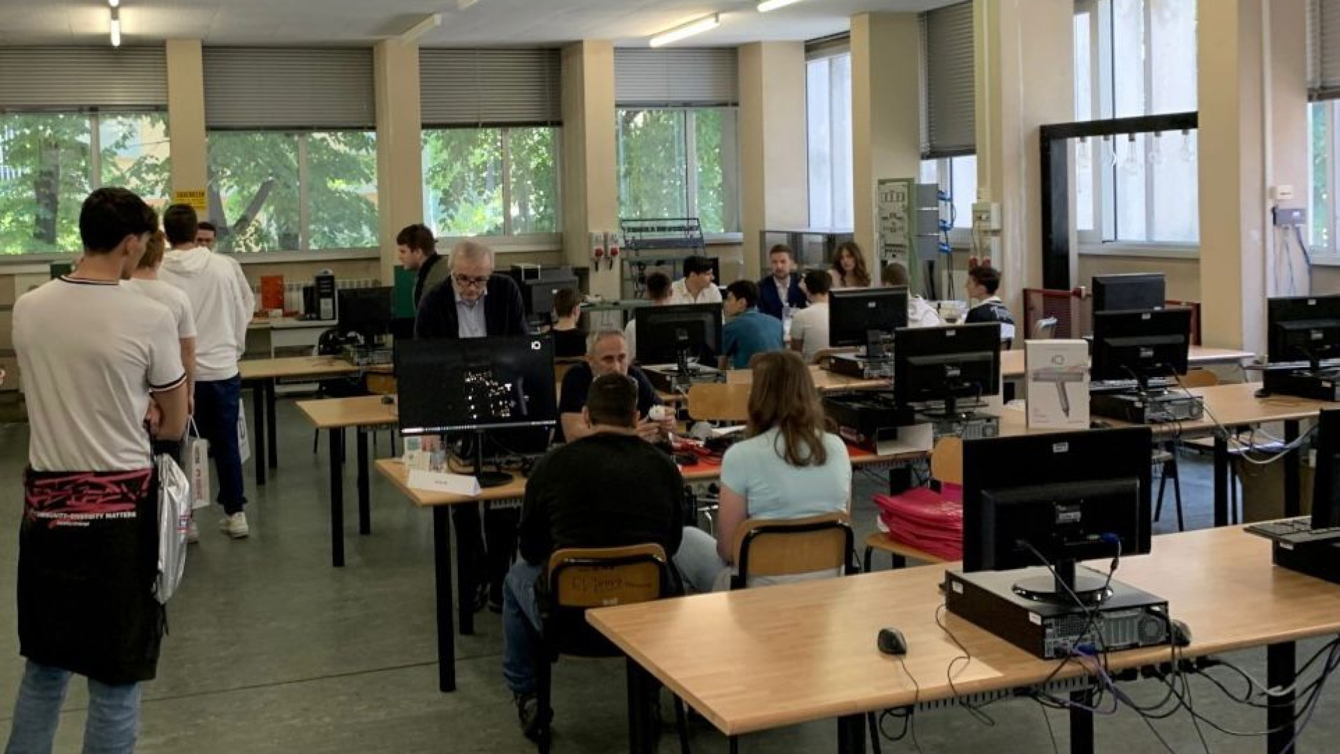Career day all'Isii Marconi, cento aziende a scuola per incontrare gli studenti