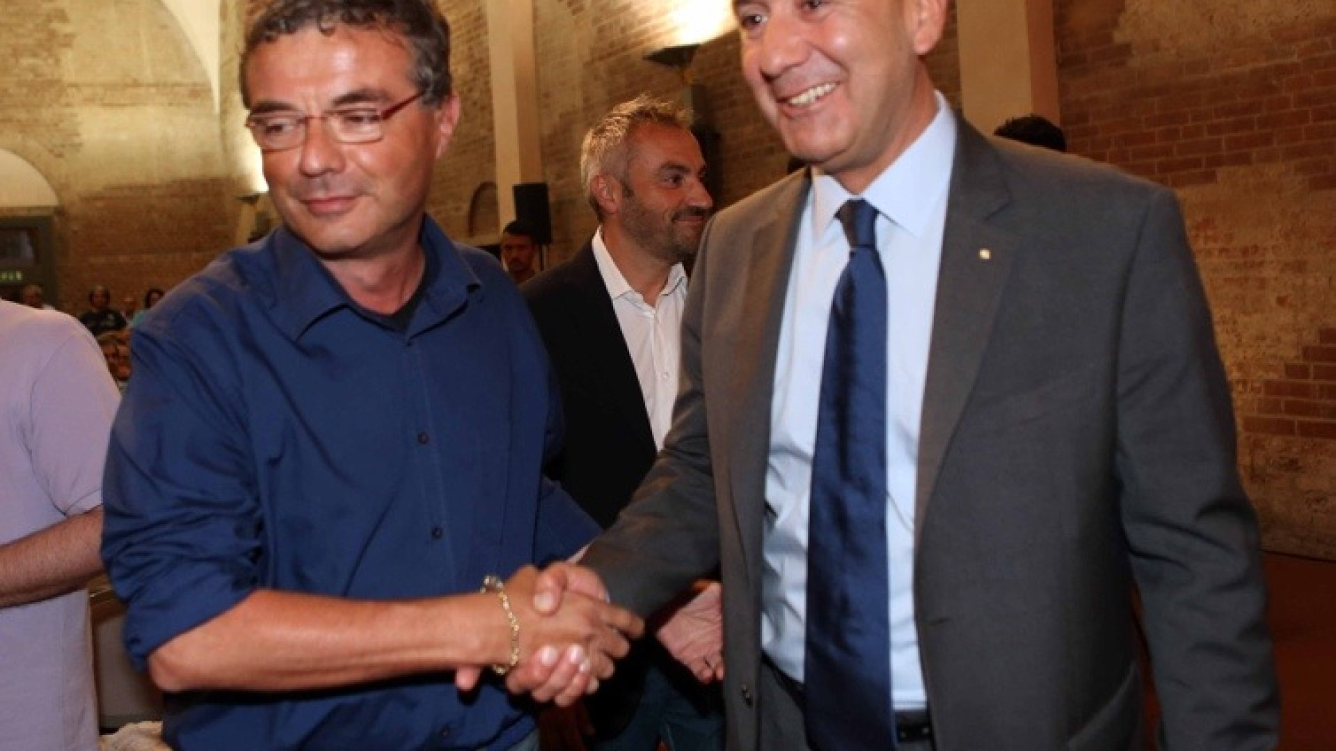 La Guardia di Finanza negli uffici del Copra Volley