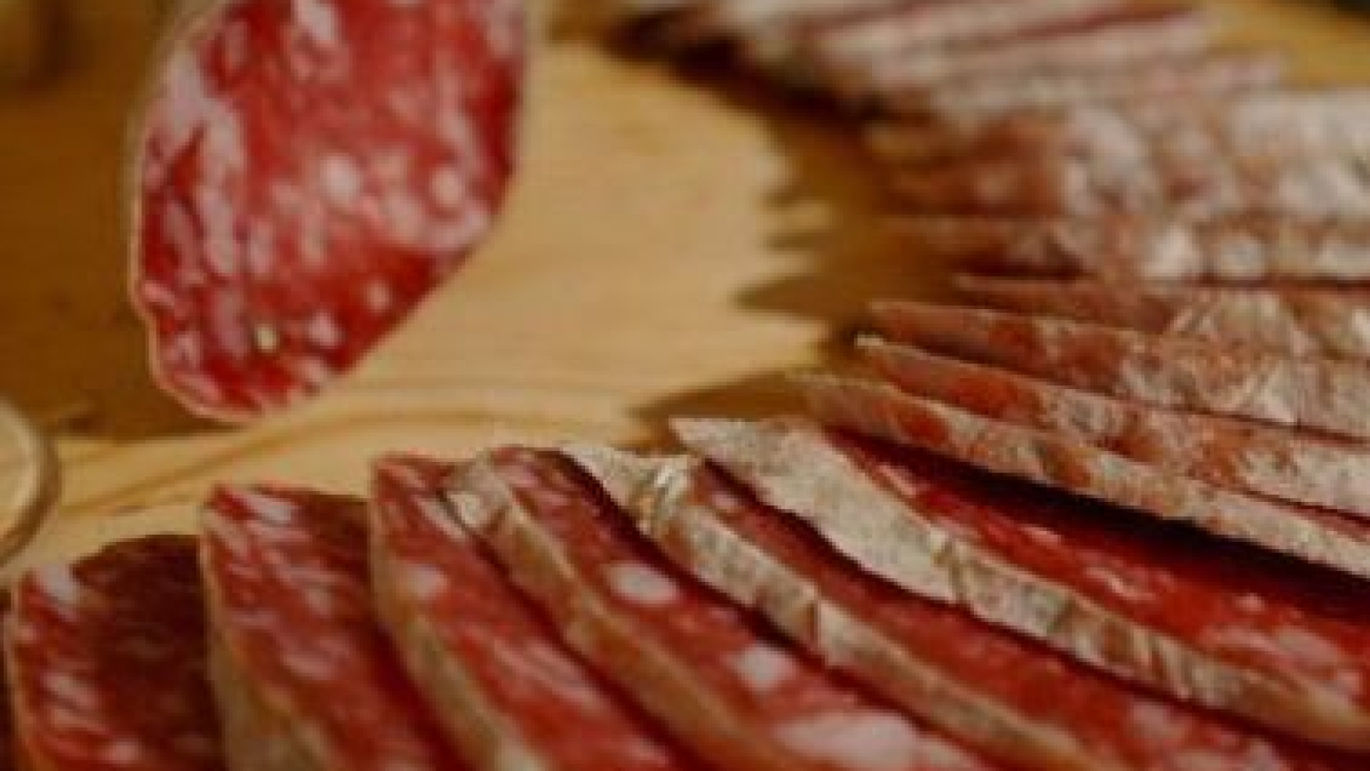Ruba salami al supermercato: 38enne piacentino denunciato