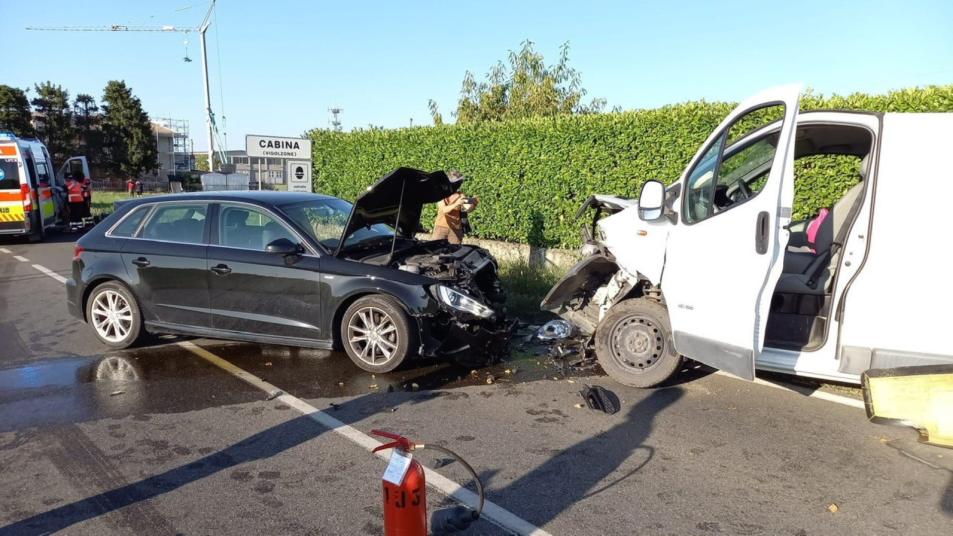 Cabina di Vigolzone, scontro frontale: due feriti in ospedale. Strada riaperta
