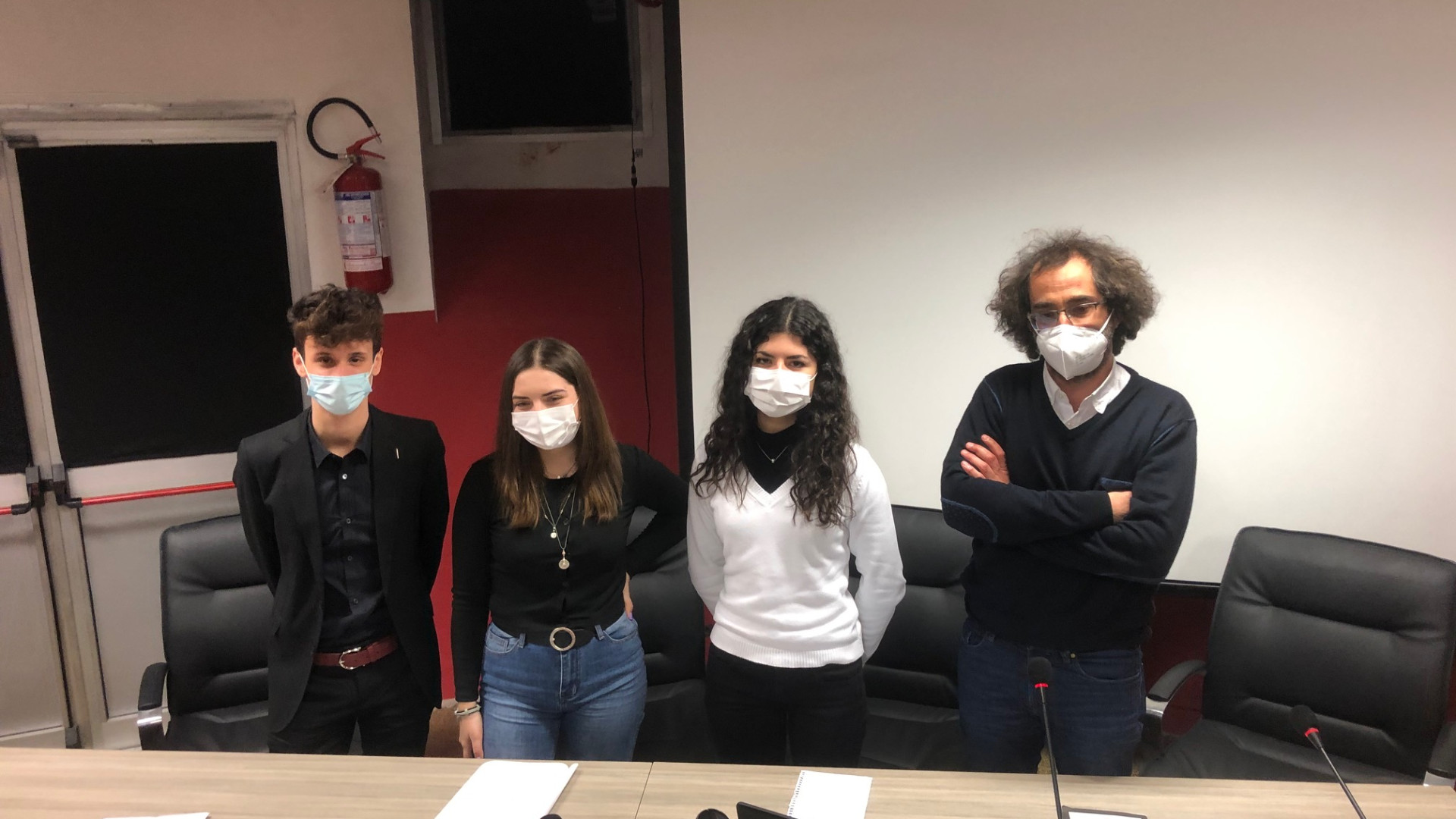 “I migliori anni della nostra vita davanti a un computer, adesso vaccini più veloci”