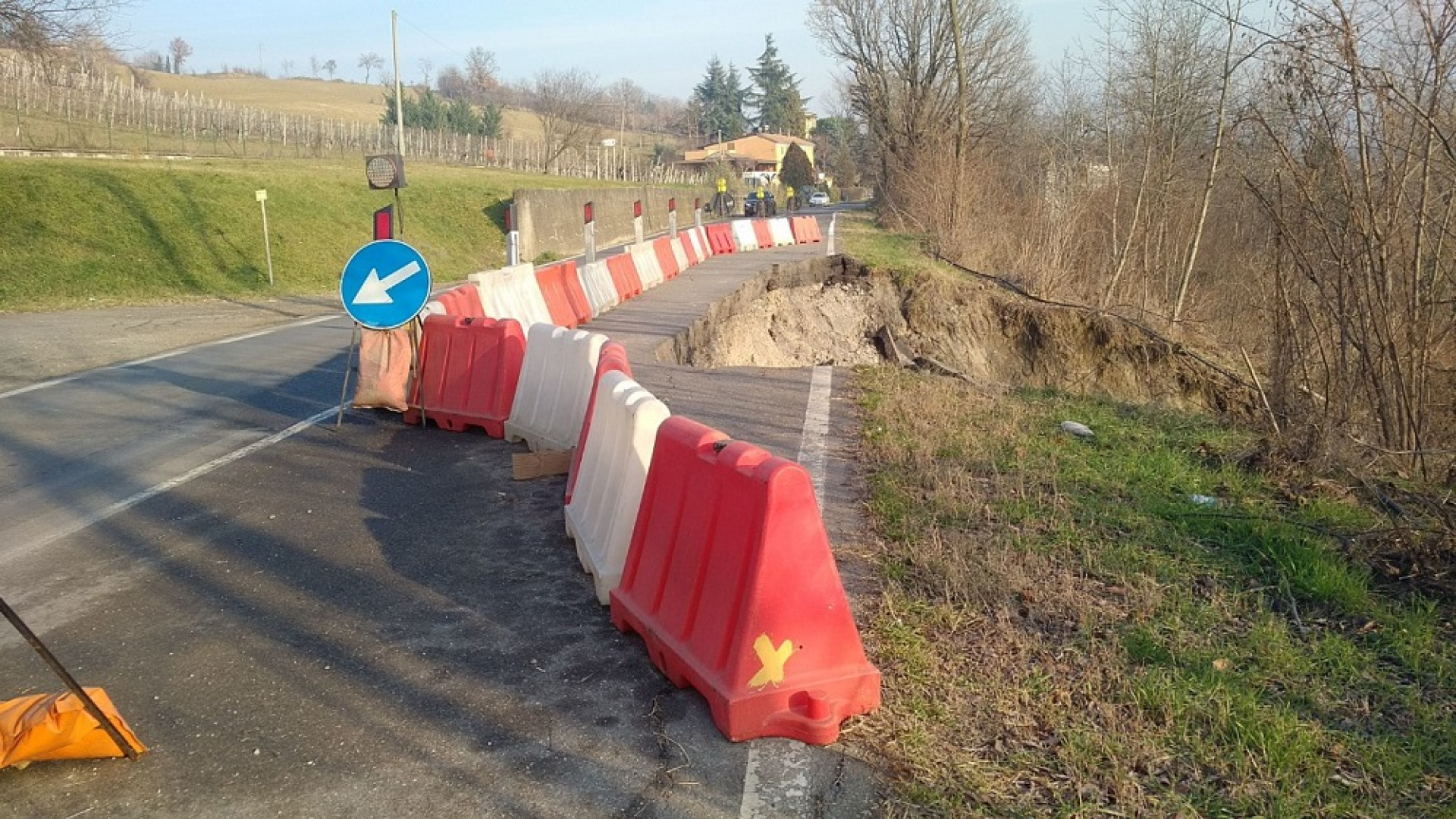 "Sulla provinciale 412 frana non ancora sistemata dopo un anno"