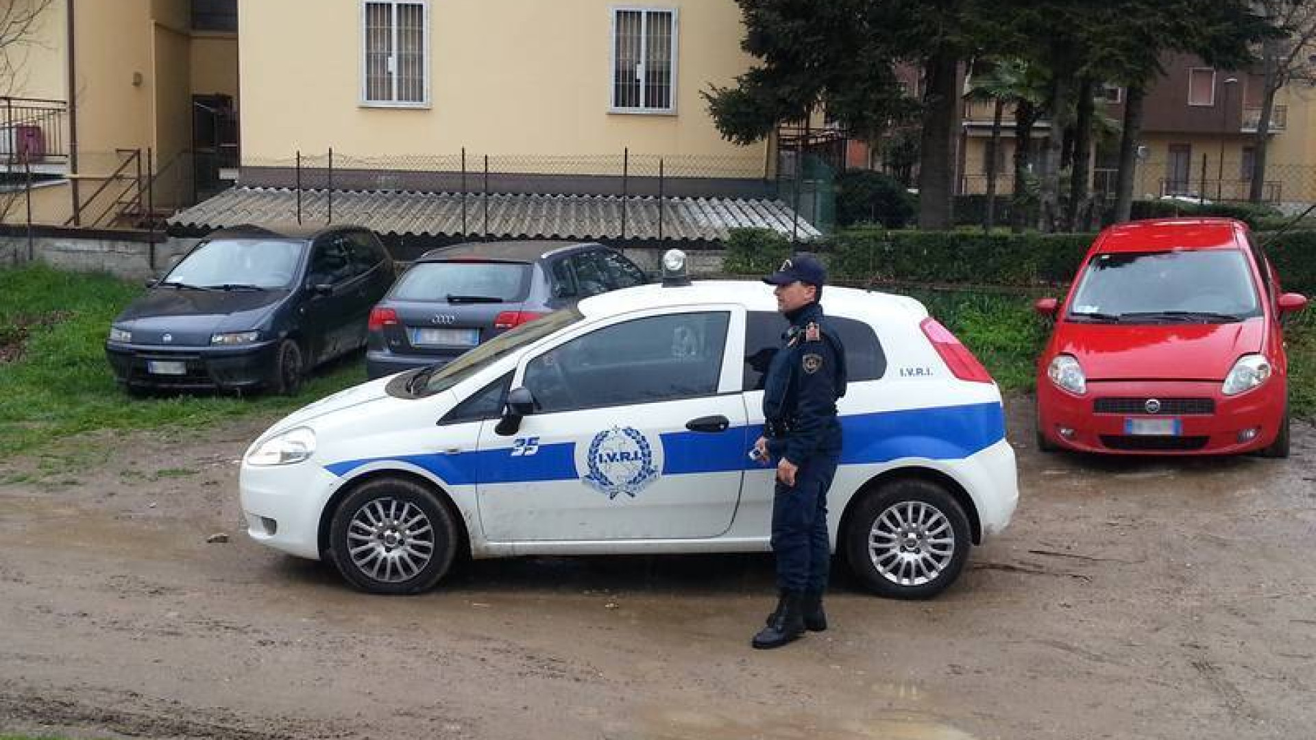 Via Tansini, trovate due Fiat Punto rubate ad Alessandria