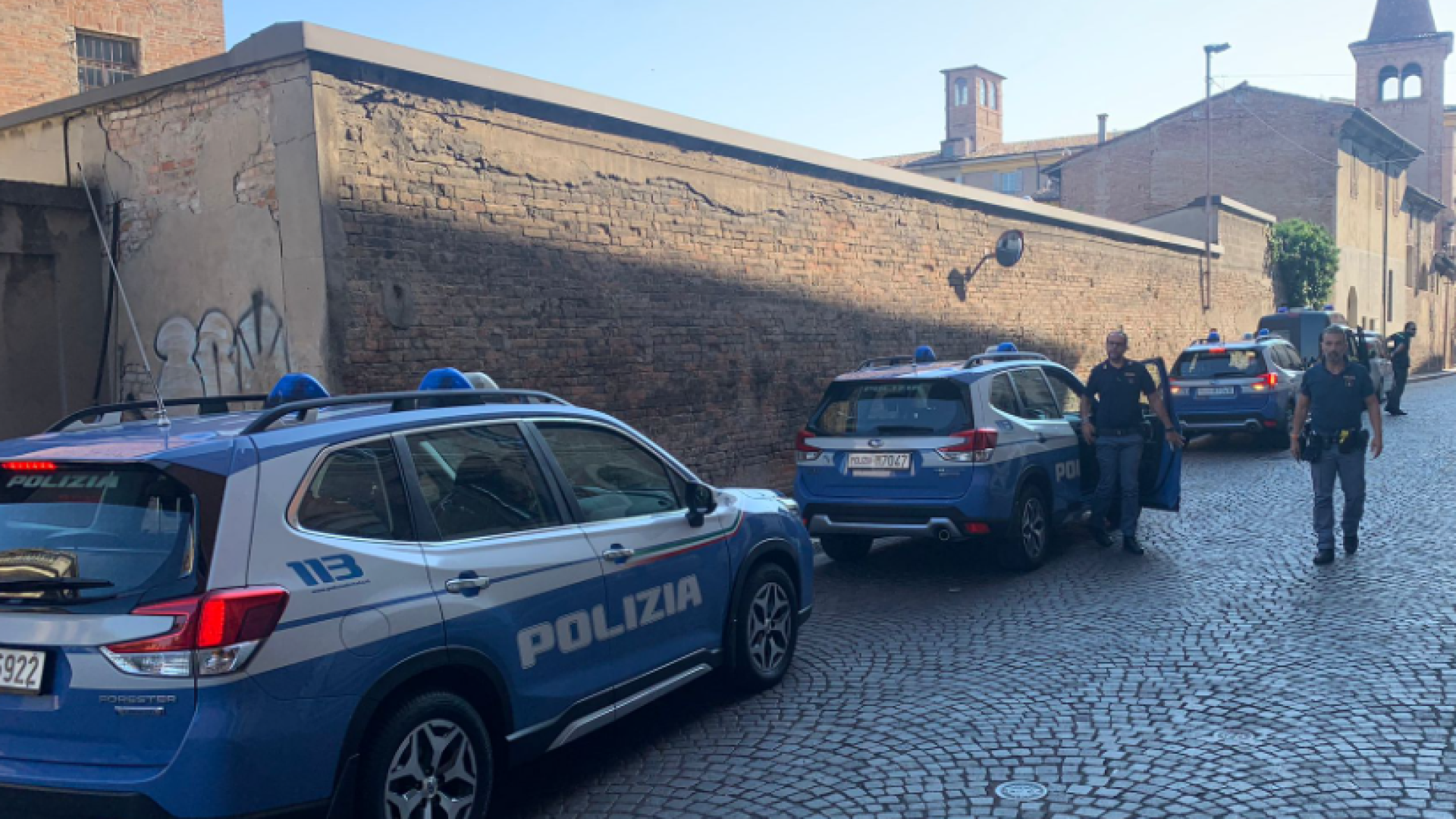 Spaccio, aggressioni e truffe: in due settimane 11 arresti della polizia