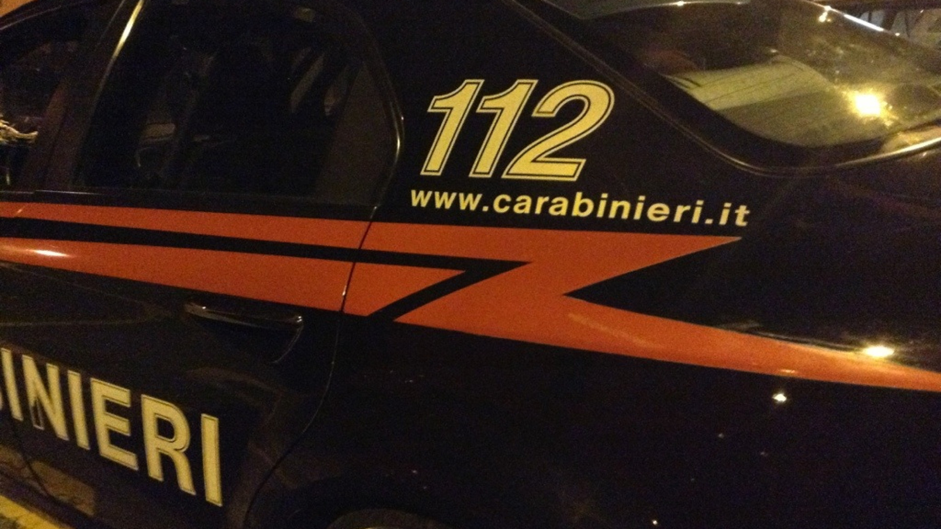 Spaccio tra Piacenza e Cremona: oltre un chilo di hashish nello scooter del 35enne arrestato