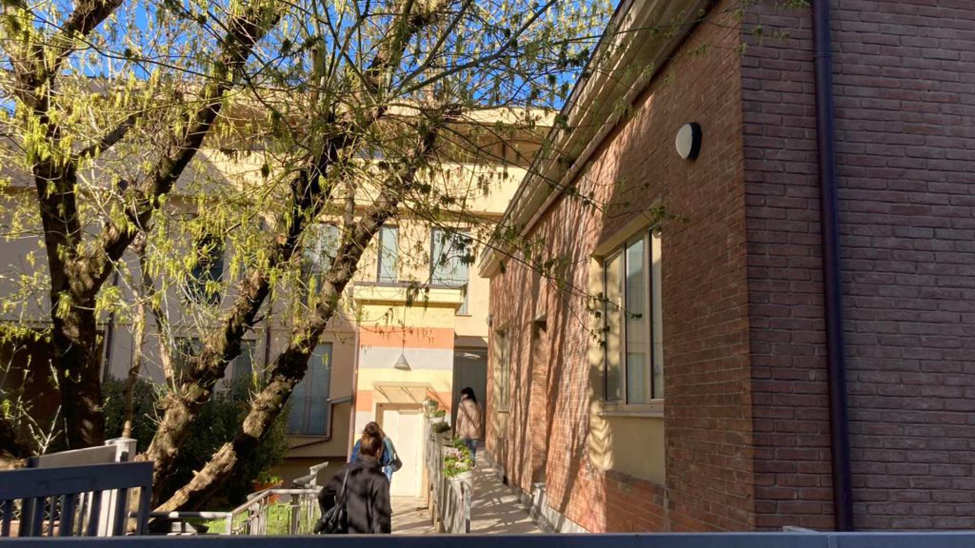 Rubati tablet e computer nel centro per autistici: "Erano fondamentali per esprimersi"