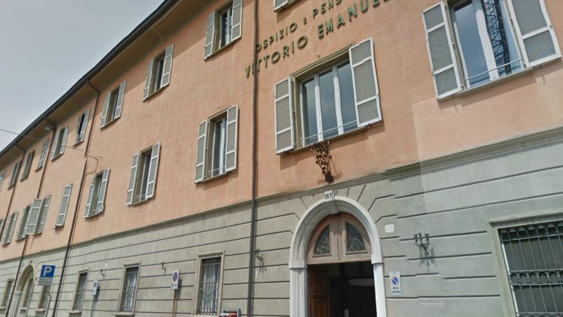 Personale al Vittorio Emanuele, corrono in 8. Esclusa Dimensione Sociale