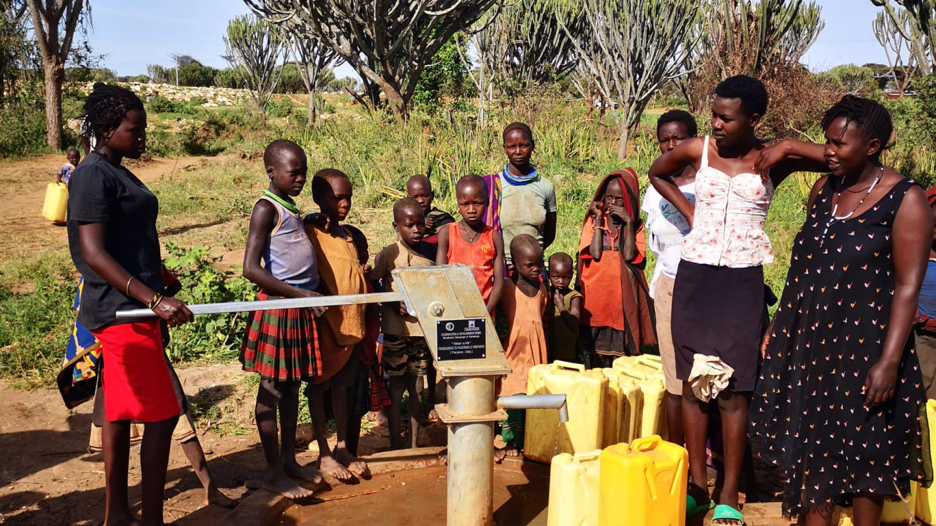 Solidarietà da Piacenza all'Uganda: inaugurati due pozzi in Karamoja