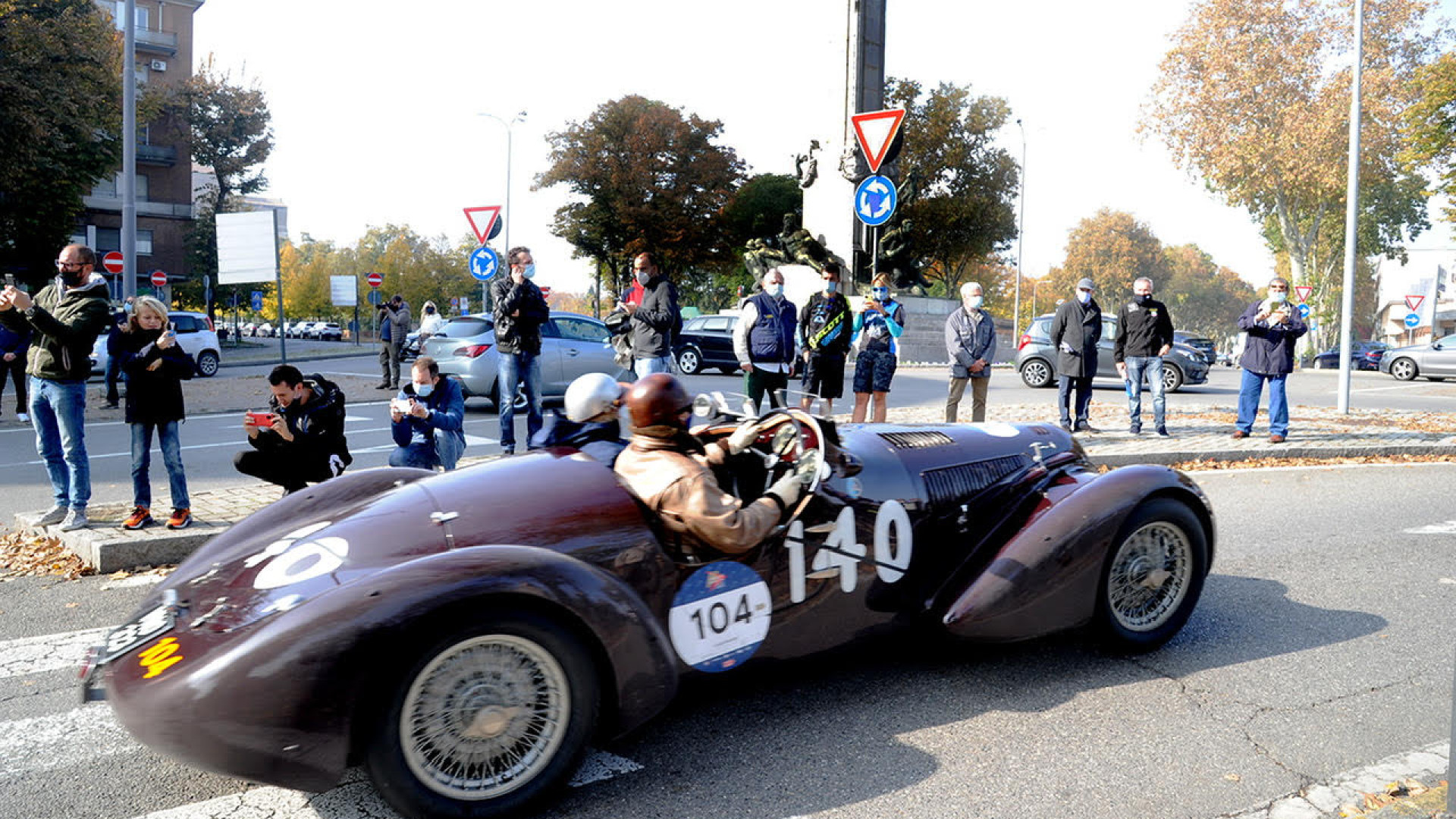 La Mille Miglia non perde il suo fascino, Fontanella-Covelli primi tra i piacentini