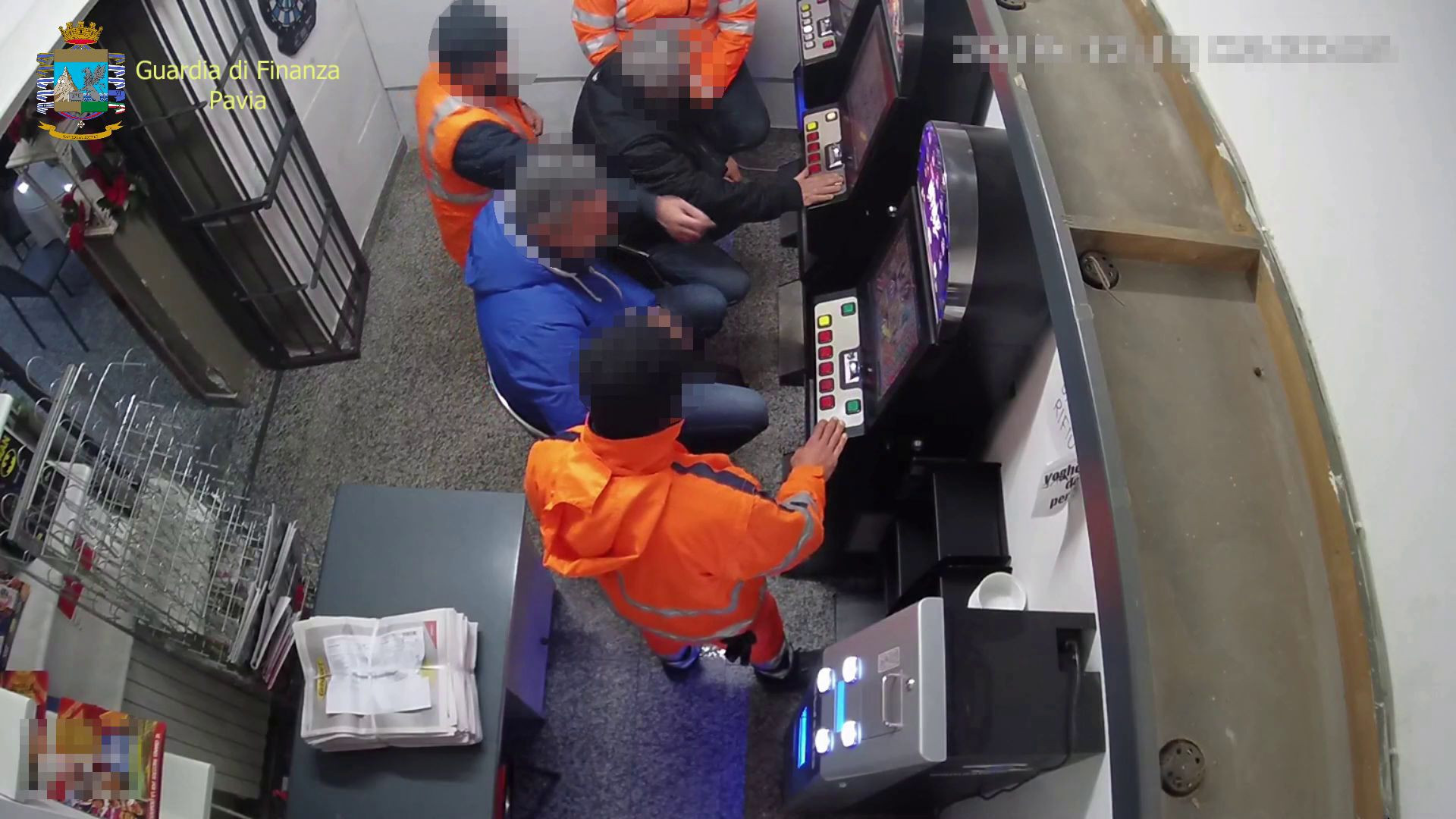 Ferro delle isole ecologiche venduto sottobanco e assenteismo: arrestato