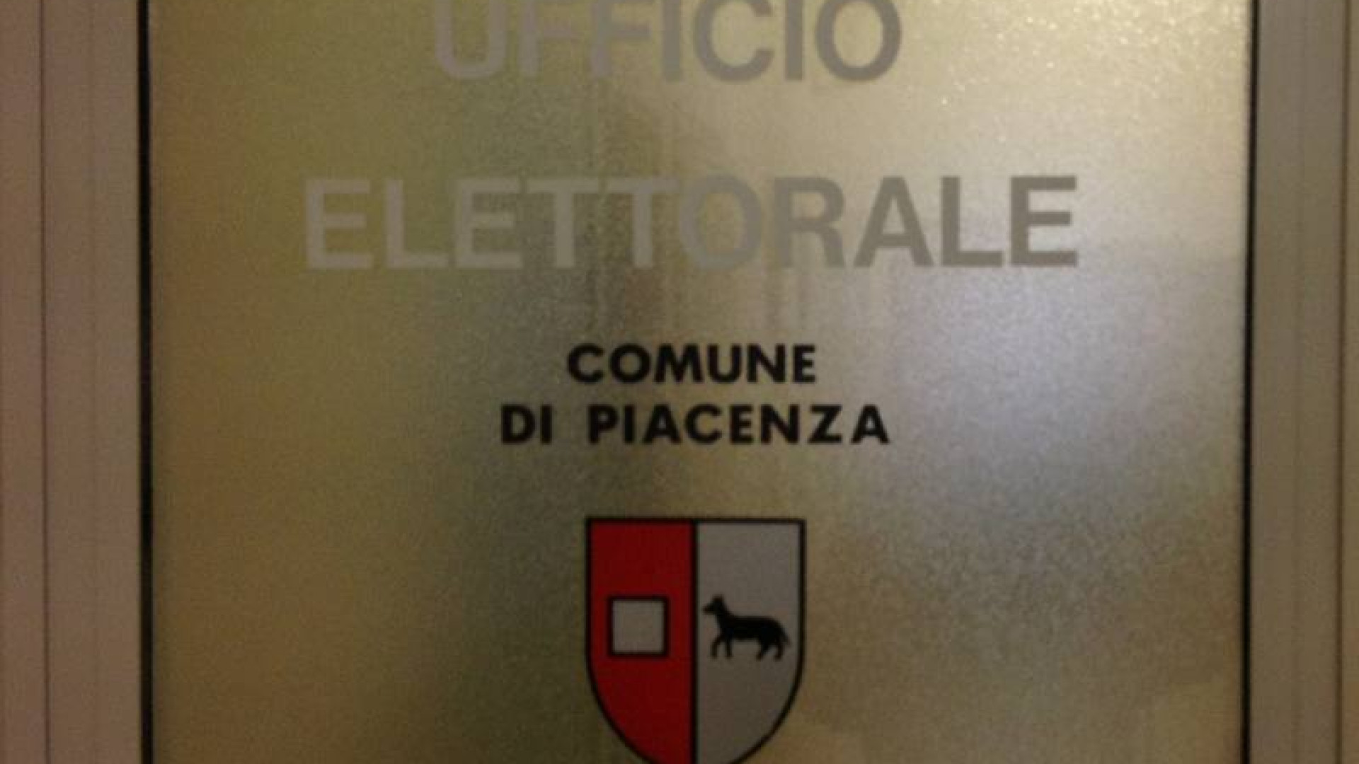 Elezioni: sorteggiati i 444 scrutatori. Tutti i nominativi