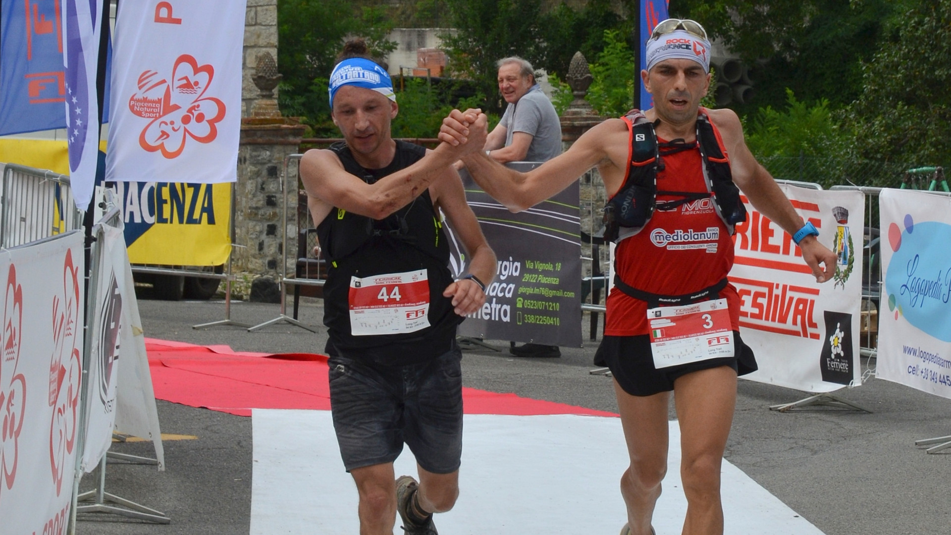 Al Ferriere Trail Festival vittoria per due: record di Neri e Viciani