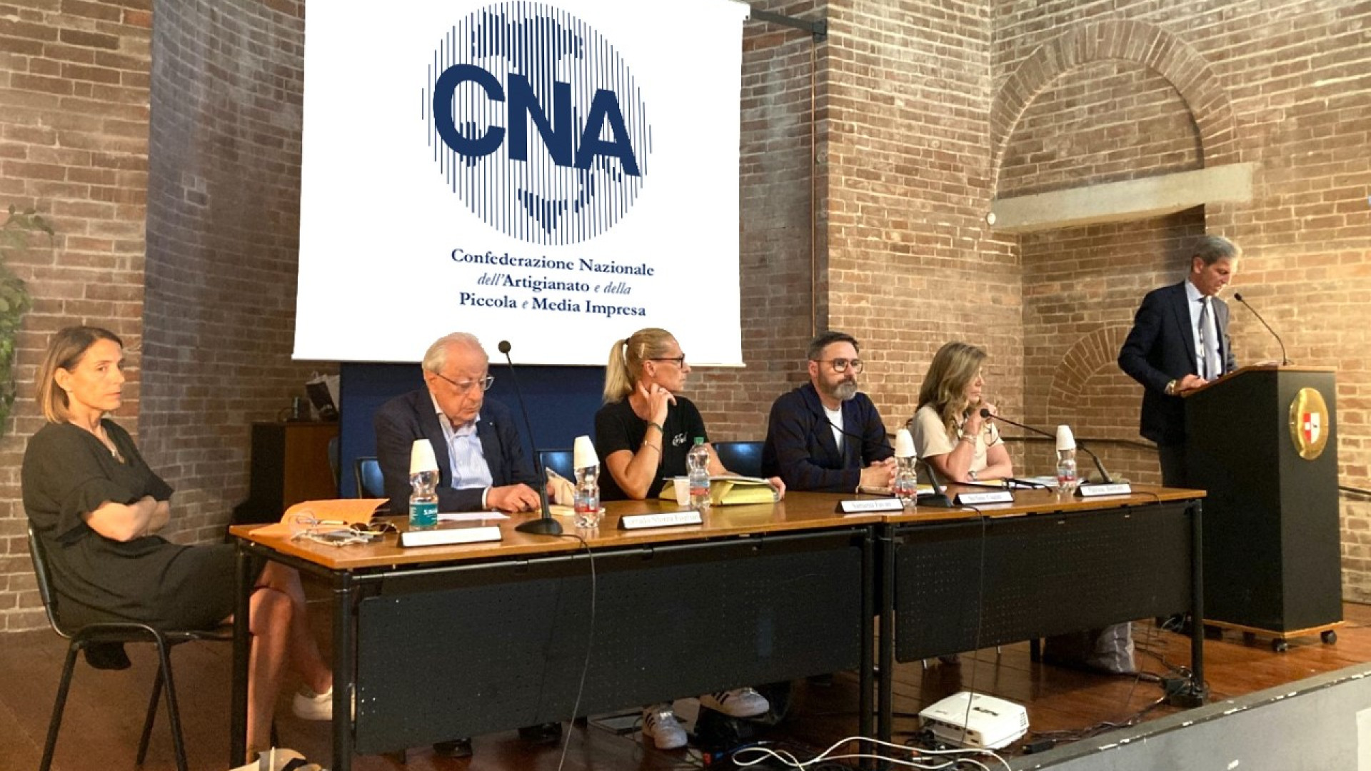 Meno burocrazia e riduzione della Tari: le proposte di Cna Piacenza ai candidati sindaci