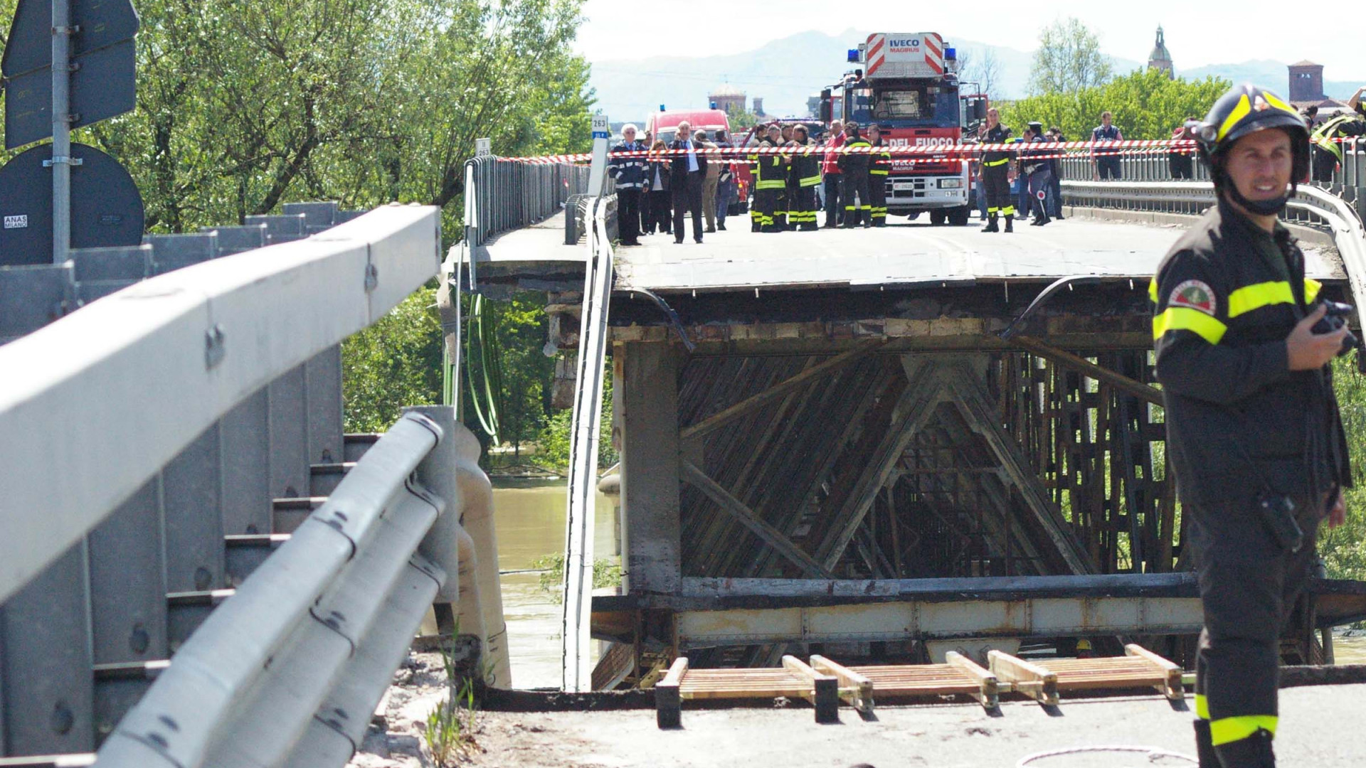 Crollo del ponte, udienza rinviata ad aprile: mancata notifica a un imputato