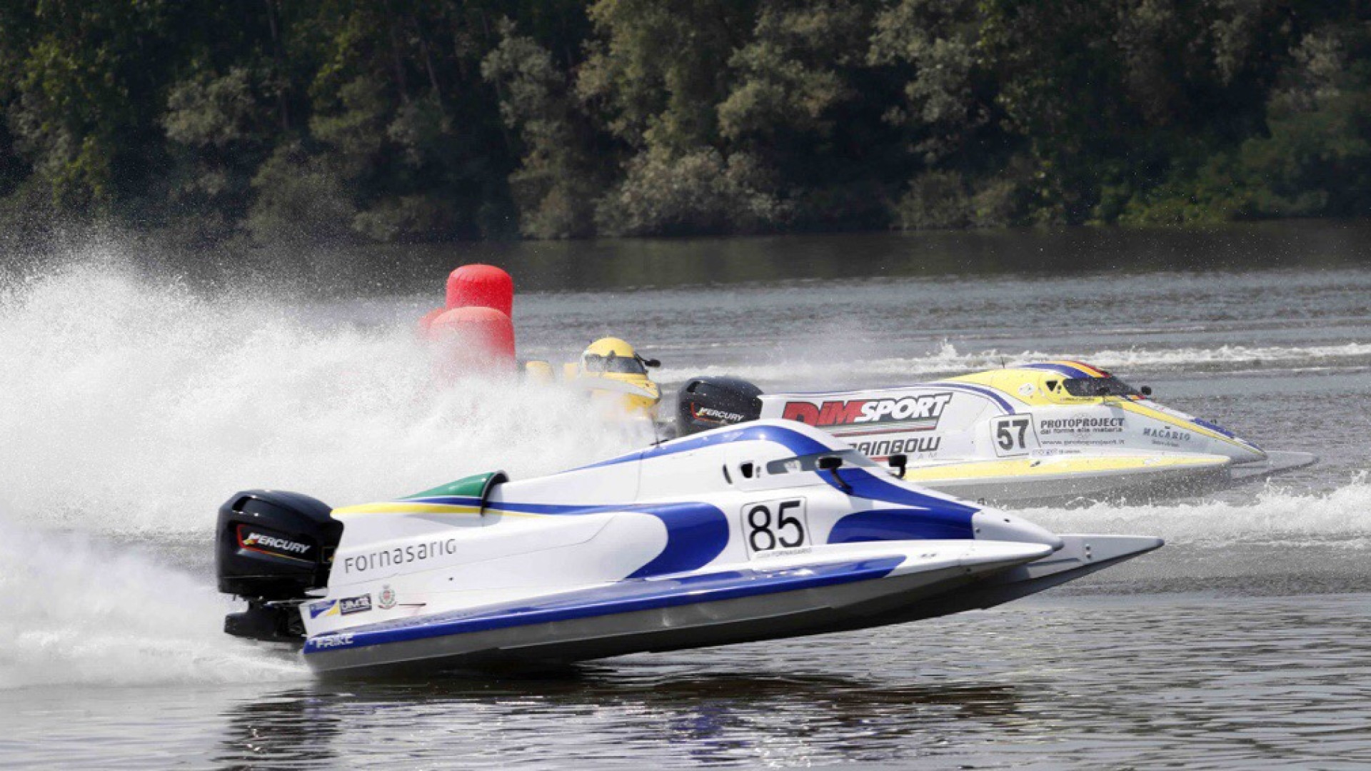 Spettacolo a San Nazzaro: le foto del Gran Premio motonautico