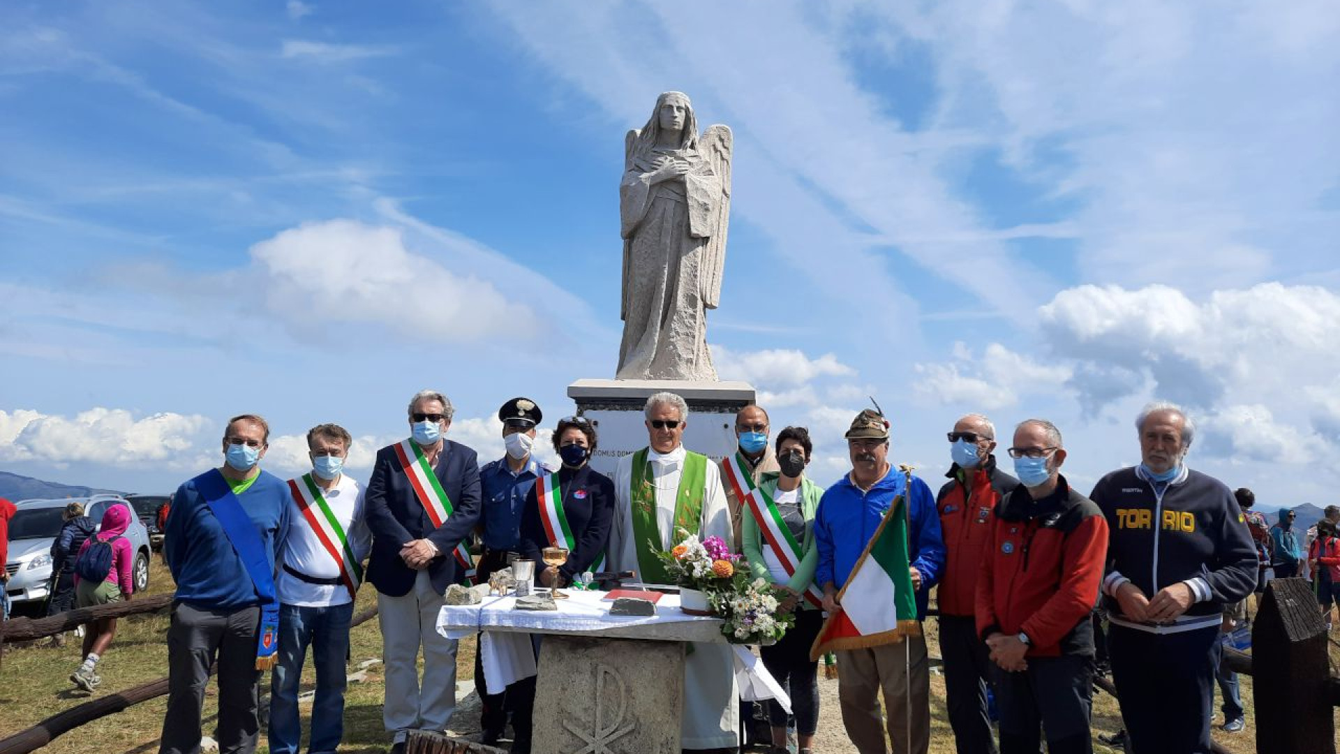 Amicizia tra Regioni: festa al monte Crociglia per ricordare i caduti della montagna