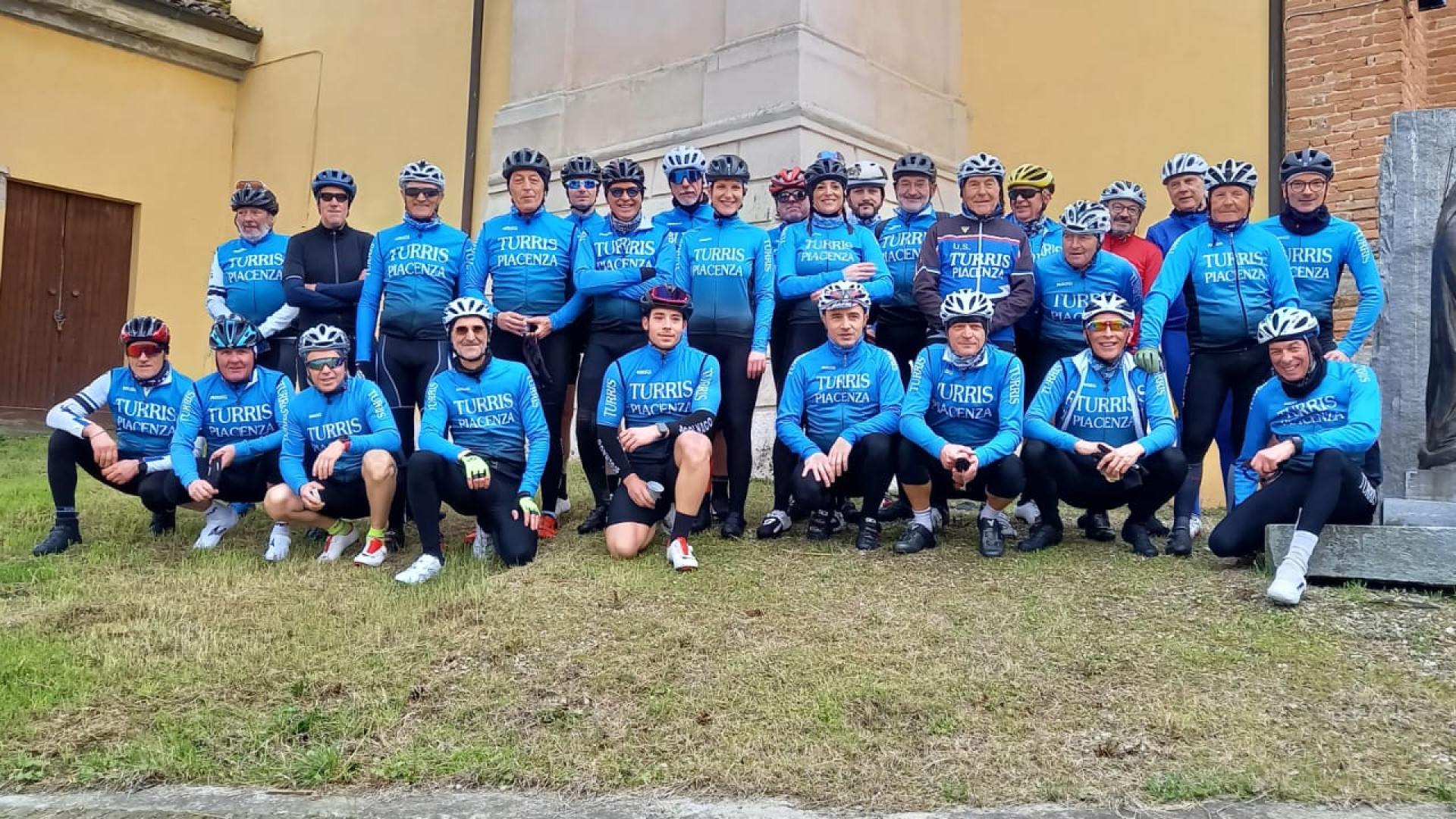 Oltre 400 ciclisti al raduno di Vicomarino di Ziano. Partita la stagione sportiva