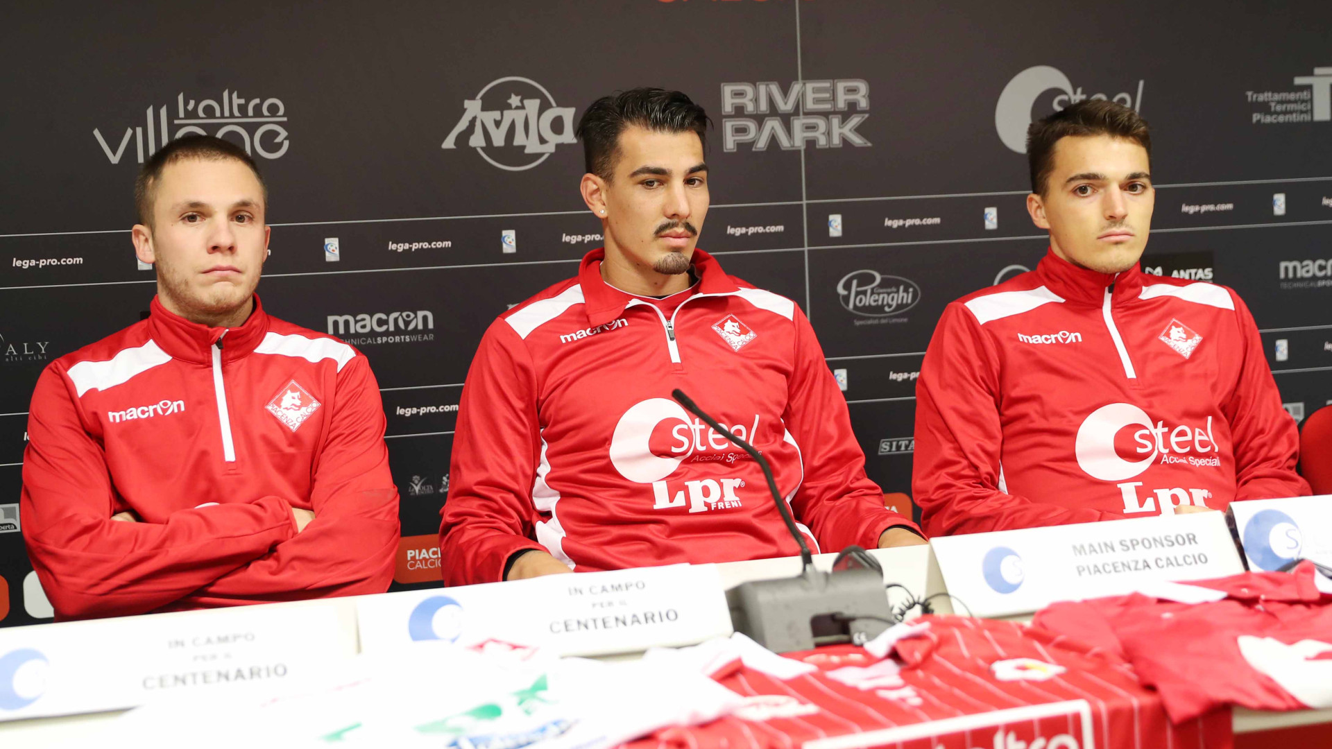 Piace, presentati Bachini, Ferrari e Terrani. "Ora la squadra può salire in B"