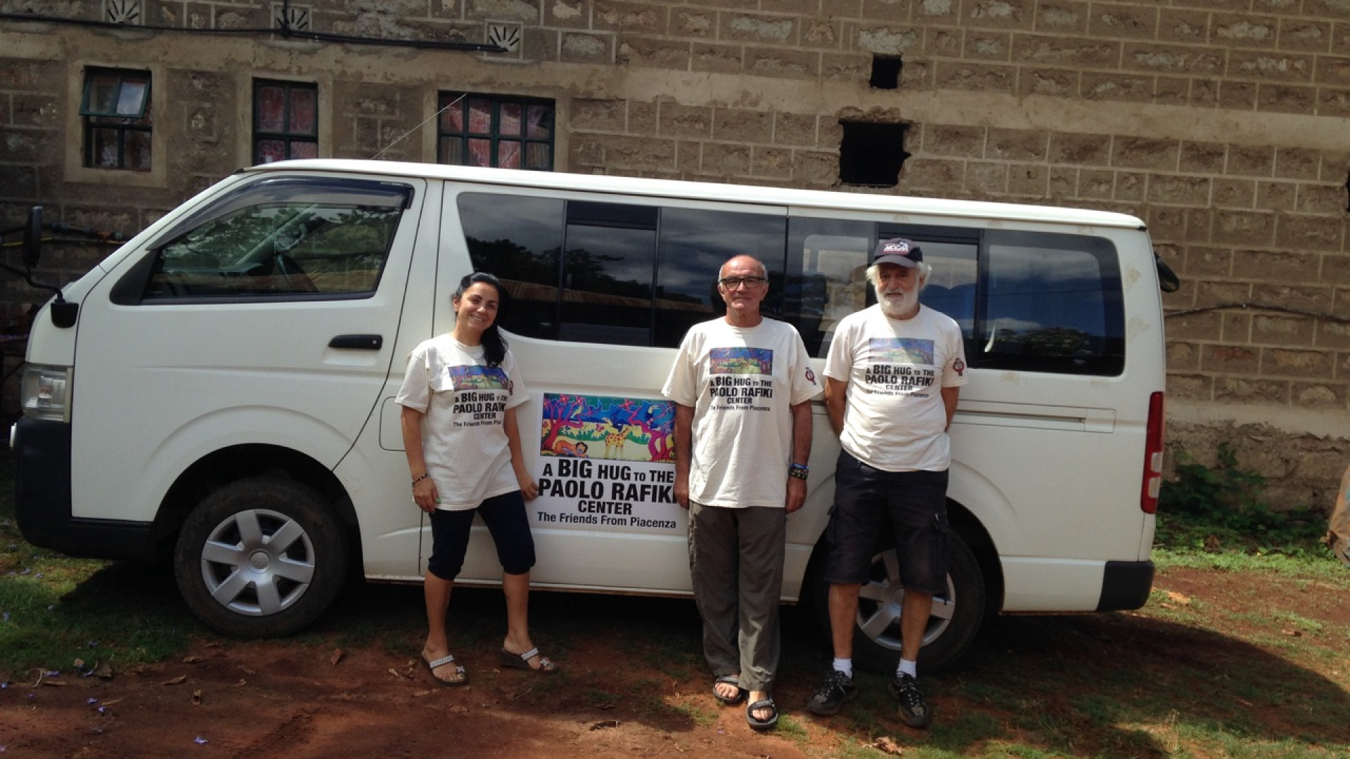 Solidarietà piacentina, donato un pulmino ai bambini del Kenya