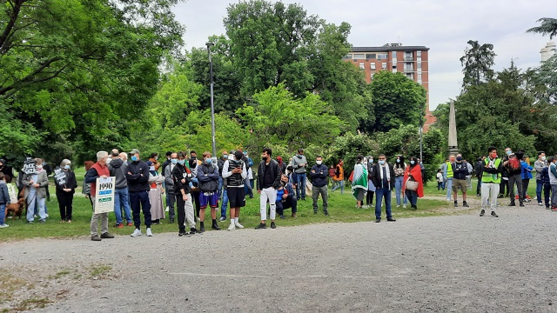 Questione palestinese, in 250 ai giardini Margherita per inneggiare alla pace