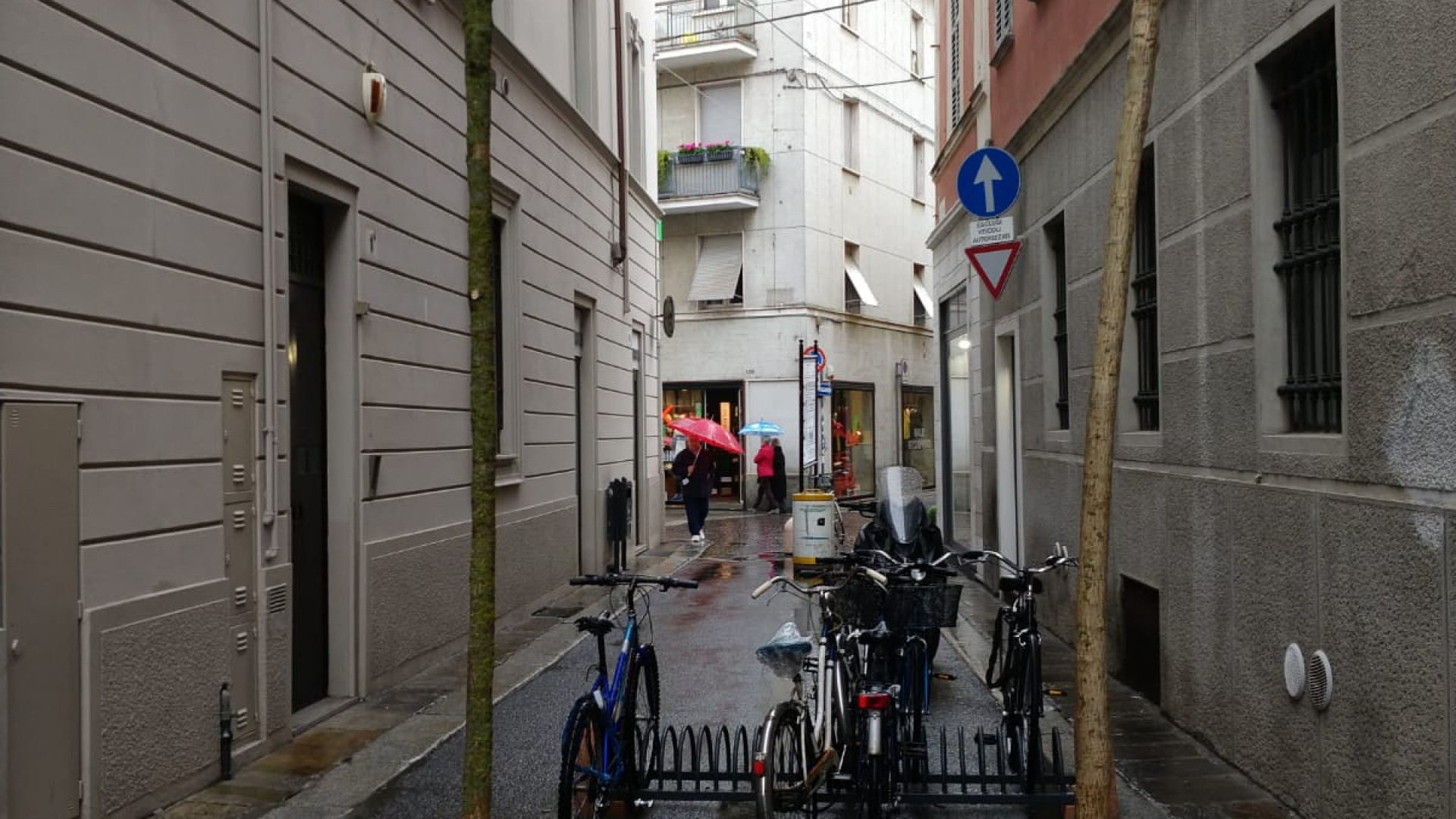 Tentò il furto in un appartamento di via Nova: due anni di domiciliari