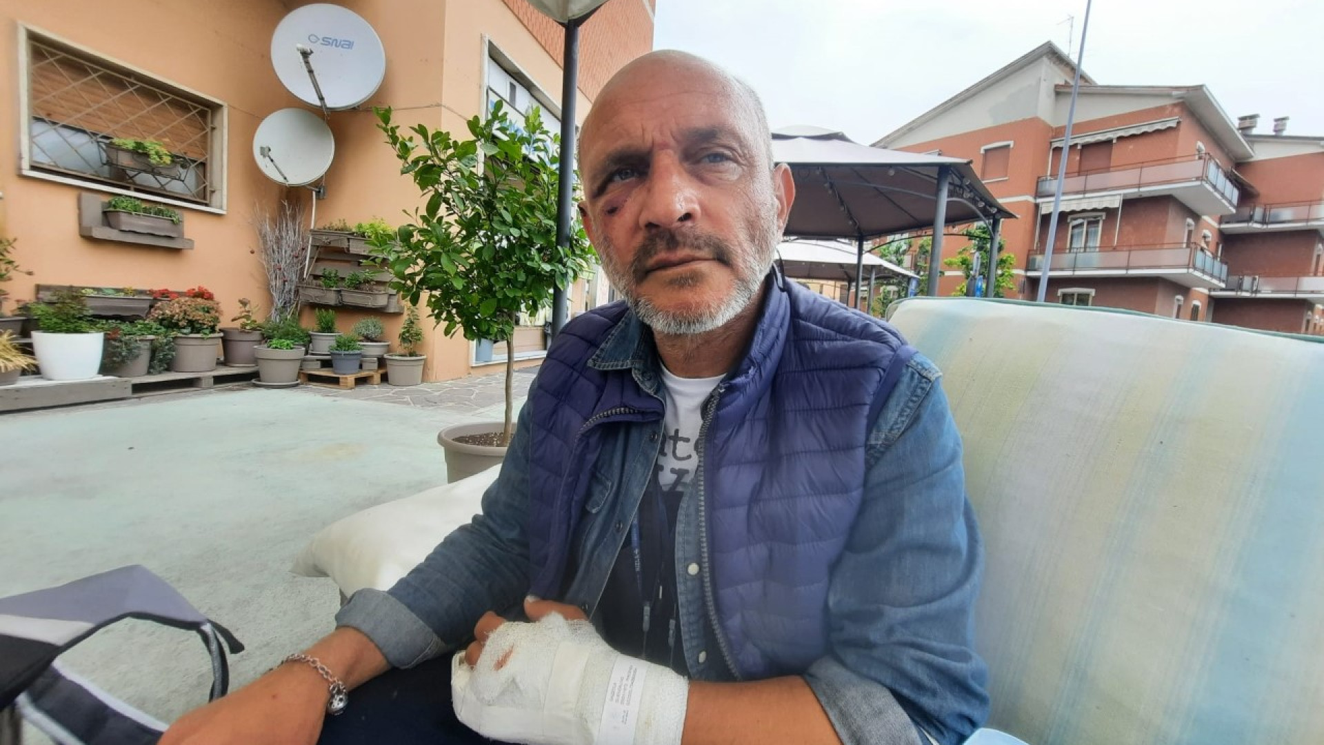 La denuncia di un piacentino: "Massacrato di botte in viale Dante in pieno giorno"