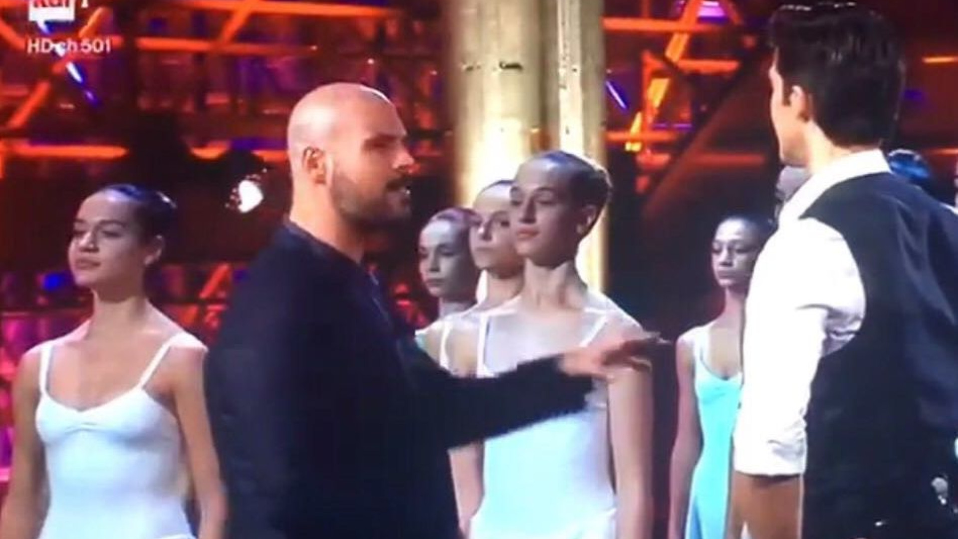 La ballerina piacentina Laura Orsi in prima fila con il mito Roberto Bolle
