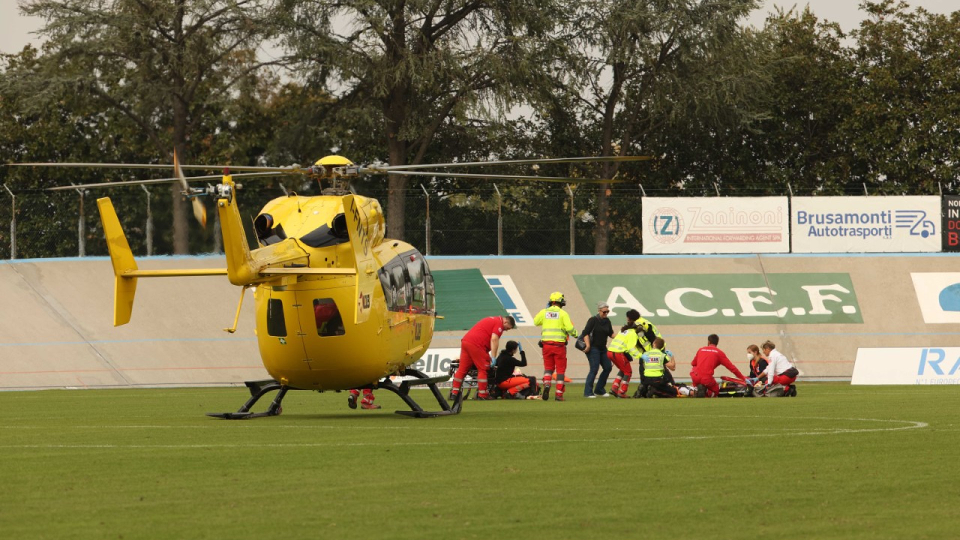 Fiorenzuola, grave infortunio per Anelli: partita interrotta. Elisoccorso in campo