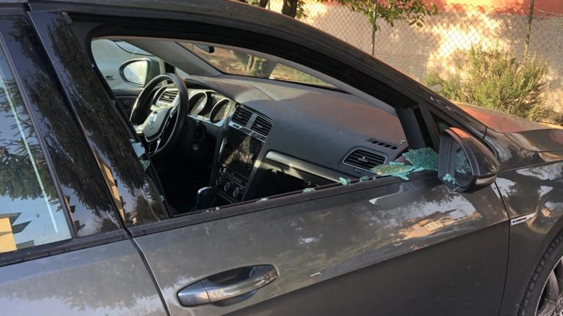 L'auto del sindaco Tarasconi nel mirino dei vandali: indagano i carabinieri