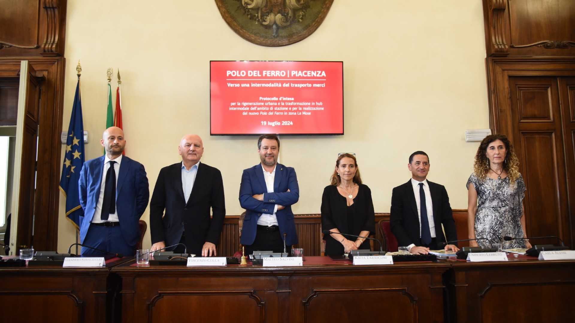 Polo del ferro, firmata l'intesa. Il ministro Salvini: "Vero esempio di Green Deal"