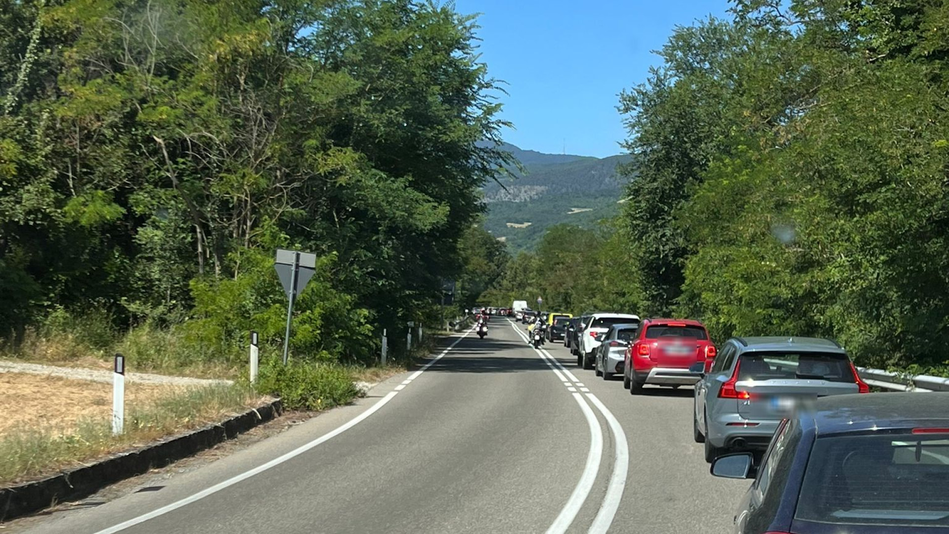 Val Trebbia, Anas asfalta la "Cassolo bis": movieri anti-coda nei giorni festivi