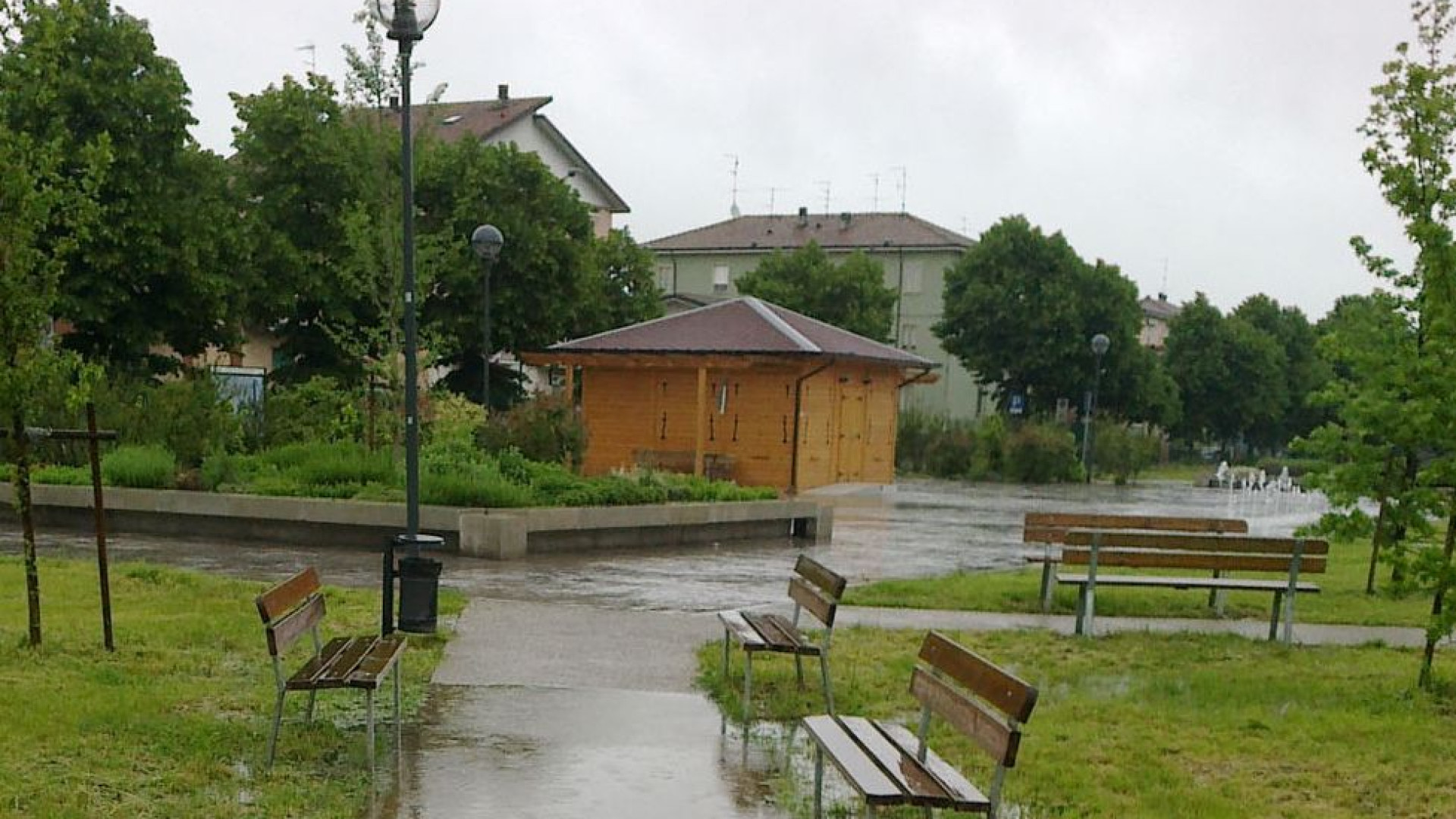 Parco della Pace, gara per riaprire il chiosco e rianimare l'area